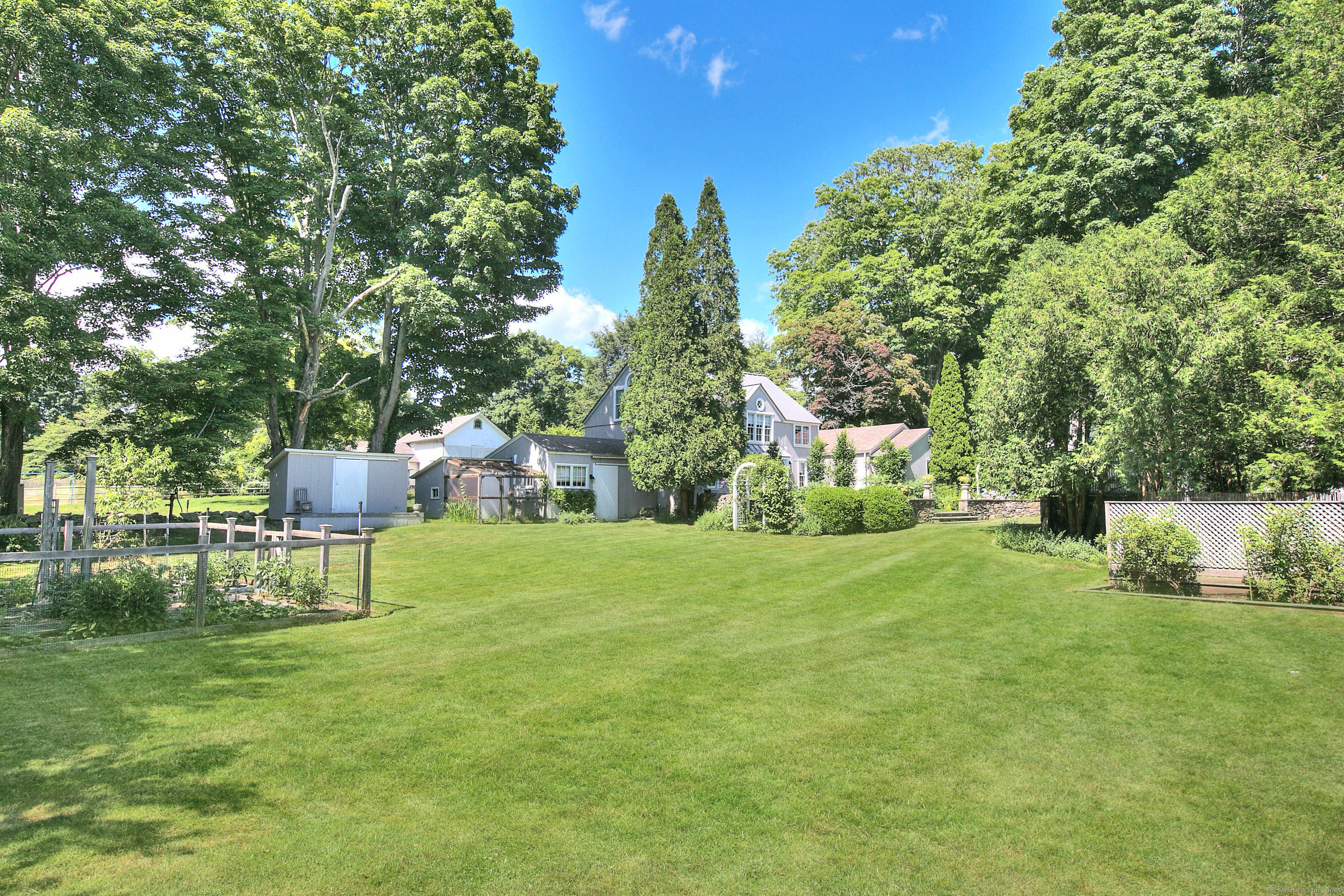 Fairfield, Connecticut, 06824, United States, 5 Bedrooms Bedrooms, ,5 BathroomsBathrooms,Residential,For Sale,1942139