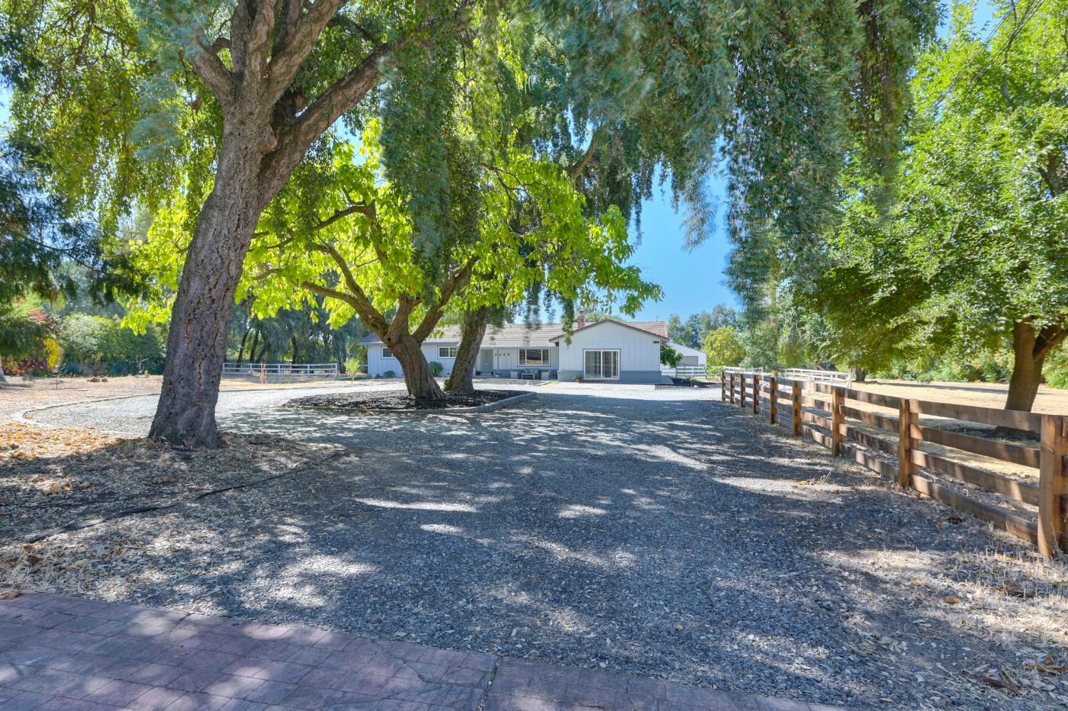 Orangevale, California, 95662, United States, 3 Bedrooms Bedrooms, ,2 BathroomsBathrooms,Residential,For Sale,1926180