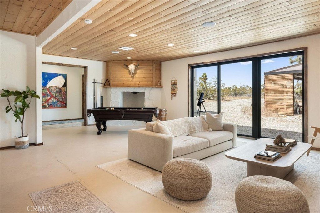 Yucca Valley, California, 92284, United States, 4 Bedrooms Bedrooms, ,3 BathroomsBathrooms,Residential,For Sale,1793280