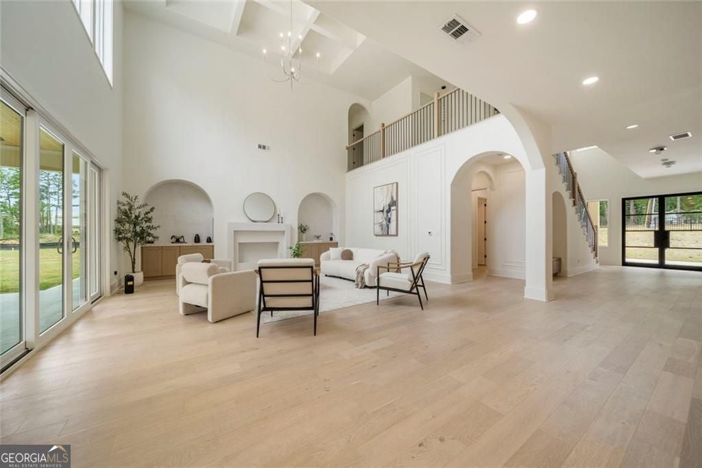 Lawrenceville, Georgia, 30046, United States, 5 Bedrooms Bedrooms, ,5 BathroomsBathrooms,Residential,For Sale,2042592