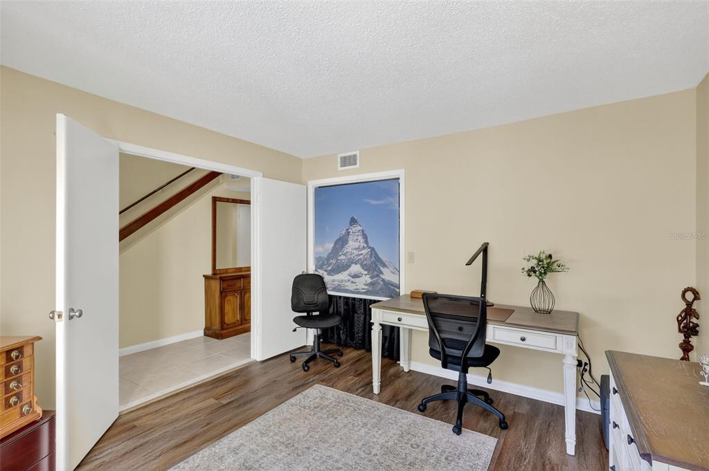 Largo, Florida, 33774, United States, 3 Bedrooms Bedrooms, ,3 BathroomsBathrooms,Residential,For Sale,1965170