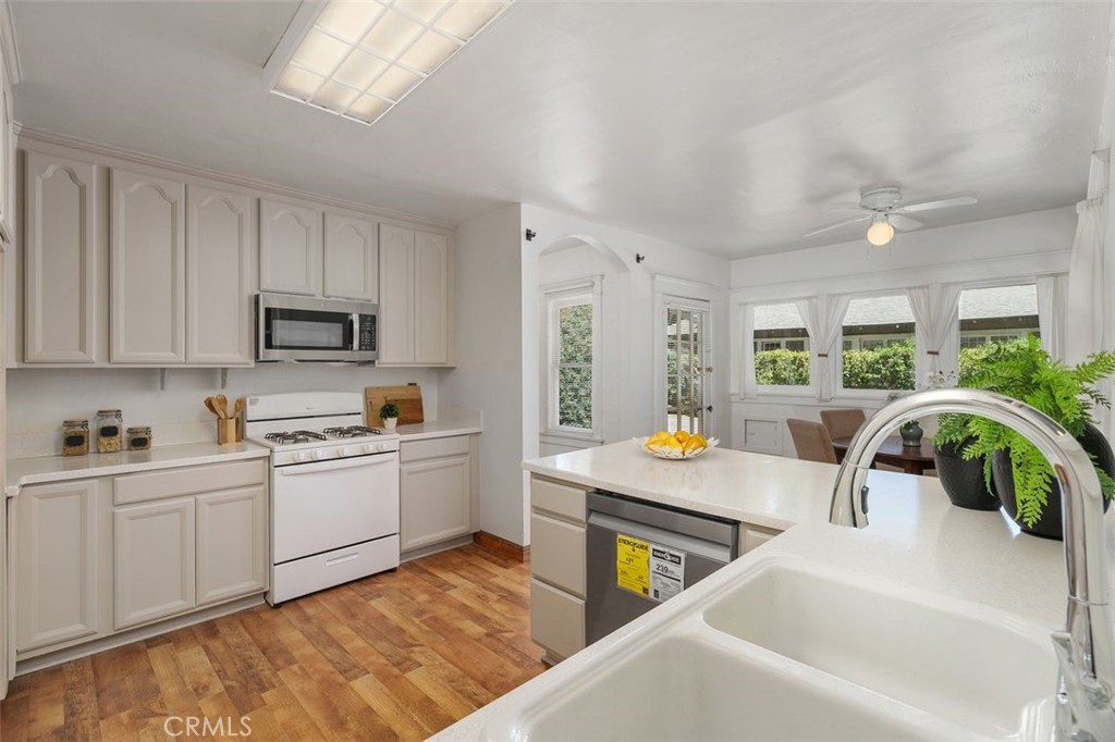 Riverside, California, 92506, United States, ,Residential,For Sale,1926260