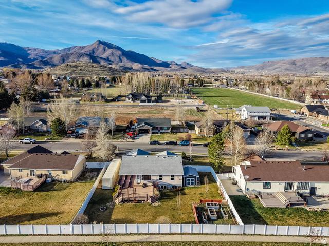 Midway, Utah, 84049, United States, 5 Bedrooms Bedrooms, ,3 BathroomsBathrooms,Residential,For Sale,2030314