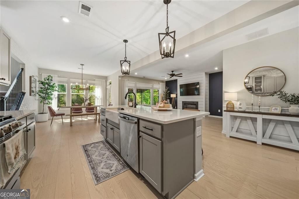 Braselton, Georgia, 30517, United States, 4 Bedrooms Bedrooms, ,3 BathroomsBathrooms,Residential,For Sale,2042079