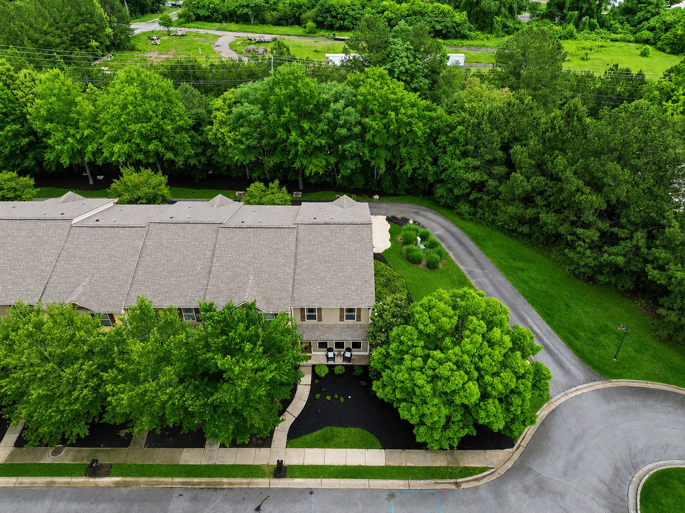  Lovely End-Unit Townhome - 物件實景
