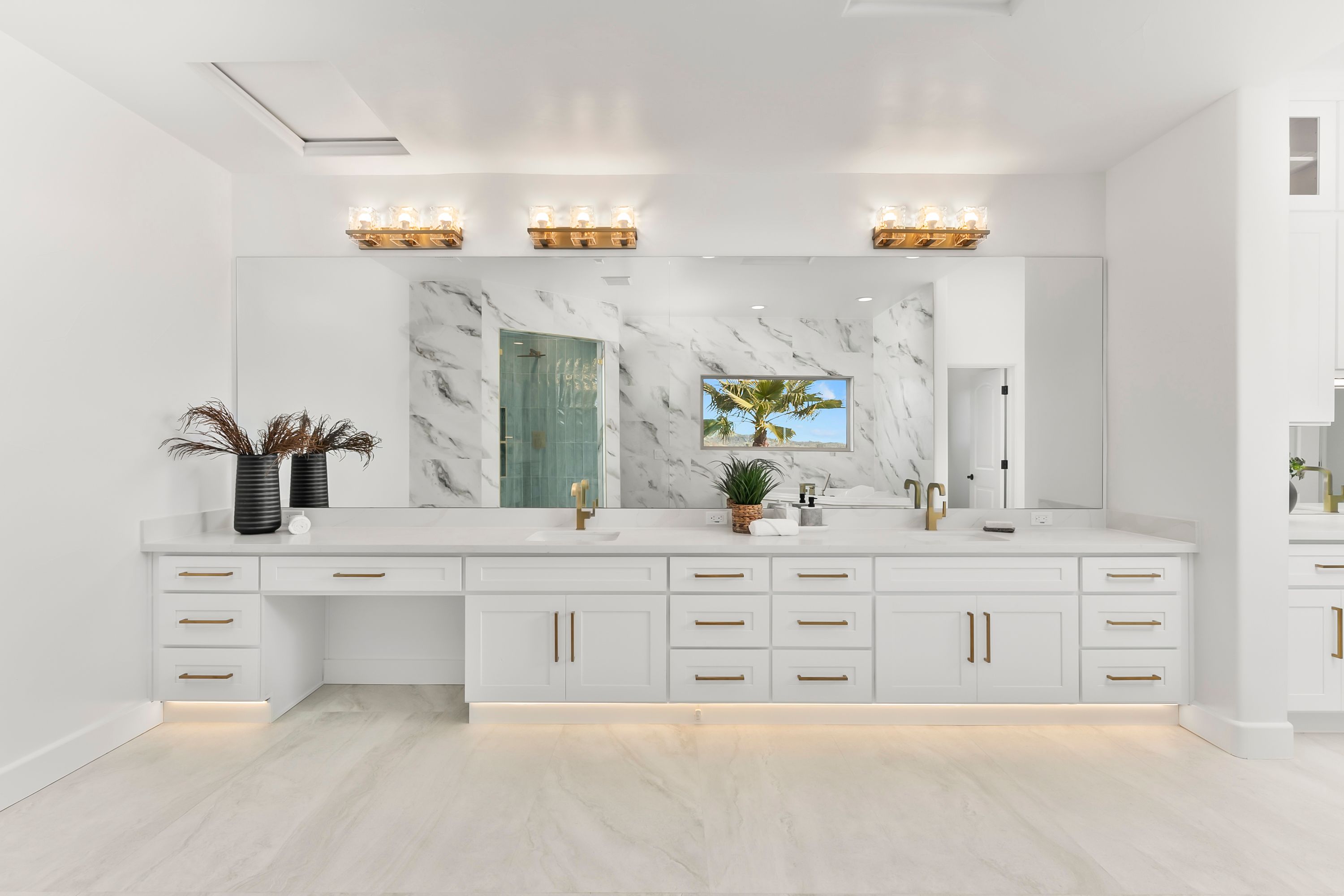  40 Acres - Big Views - Renovated Home - 物件實景