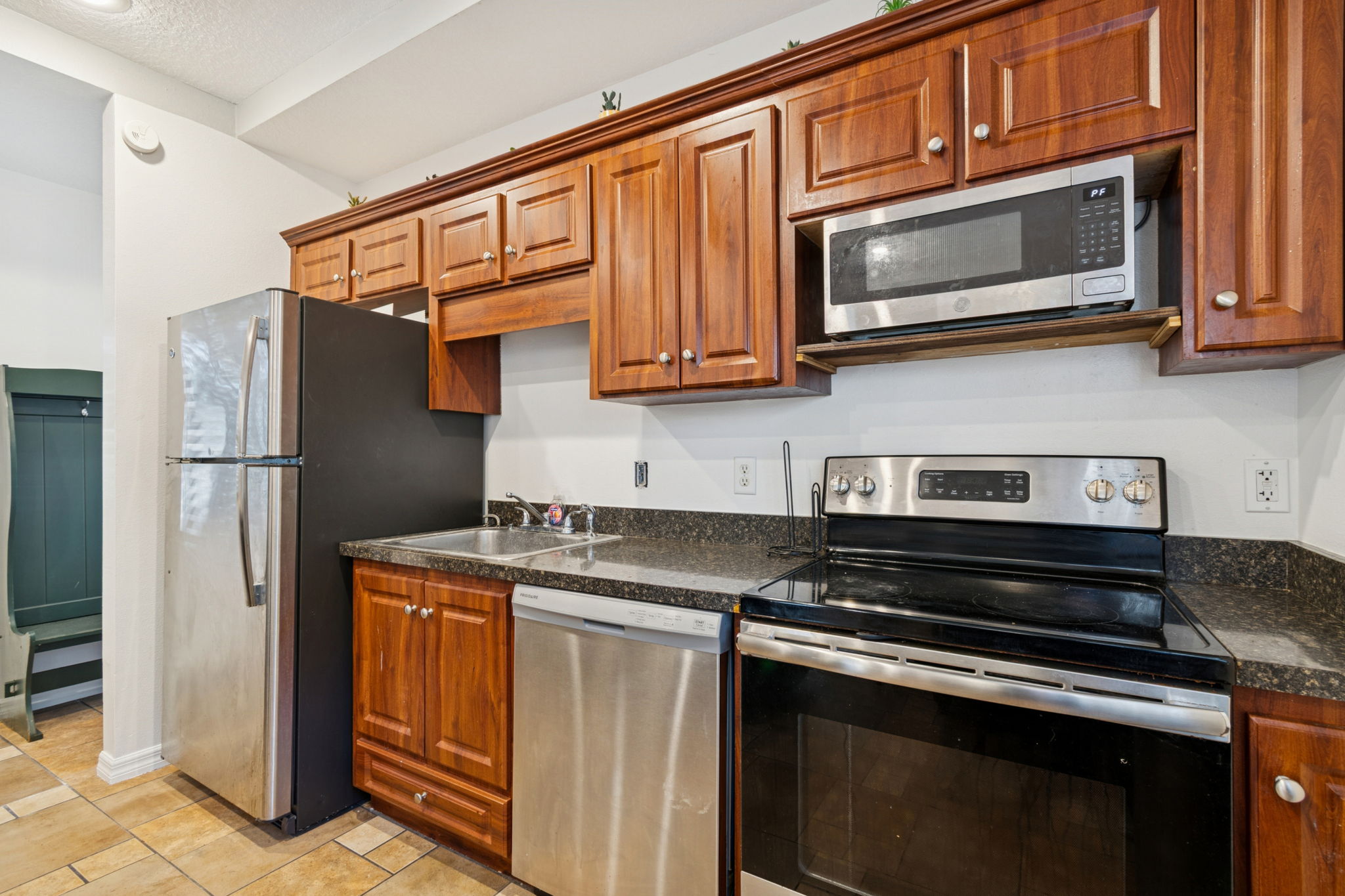 Tampa, Florida, 33637, United States, 4 Bedrooms Bedrooms, ,3 BathroomsBathrooms,Residential,For Sale,2012054