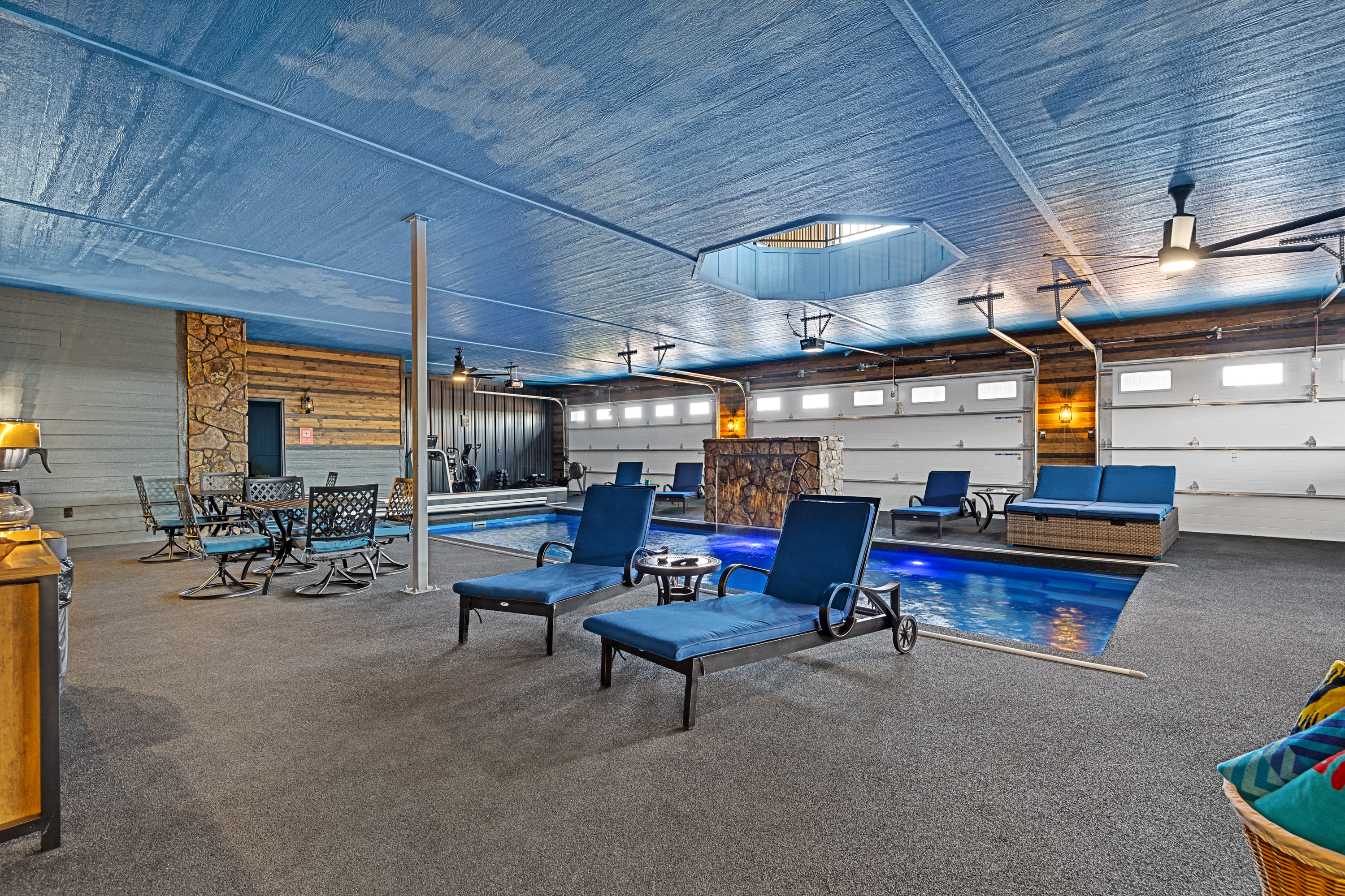 Hot Springs, South Dakota, 57747, United States, 6 Bedrooms Bedrooms, ,6 BathroomsBathrooms,Residential,For Sale,1978039