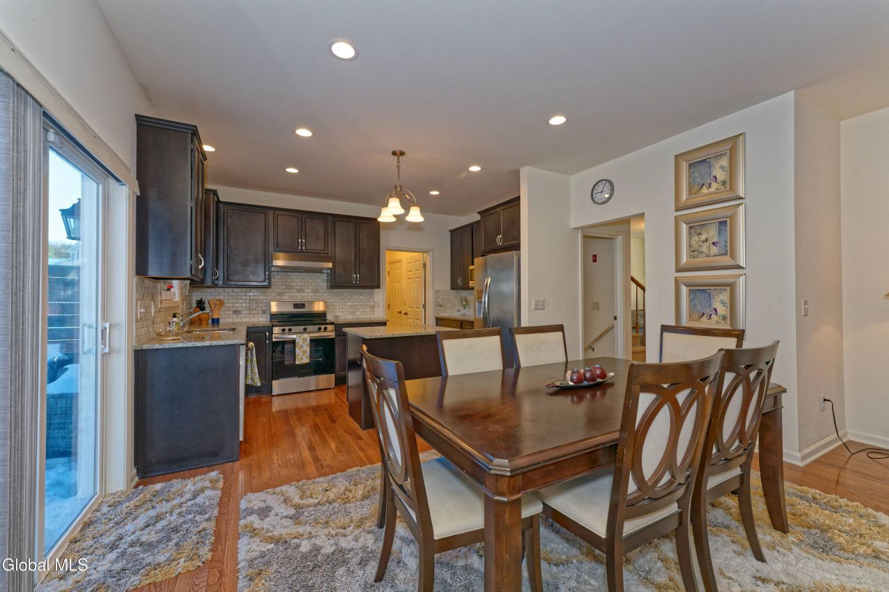 Rensselaer, New York, 12144, United States, 3 Bedrooms Bedrooms, ,3 BathroomsBathrooms,Residential,For Sale,1995950