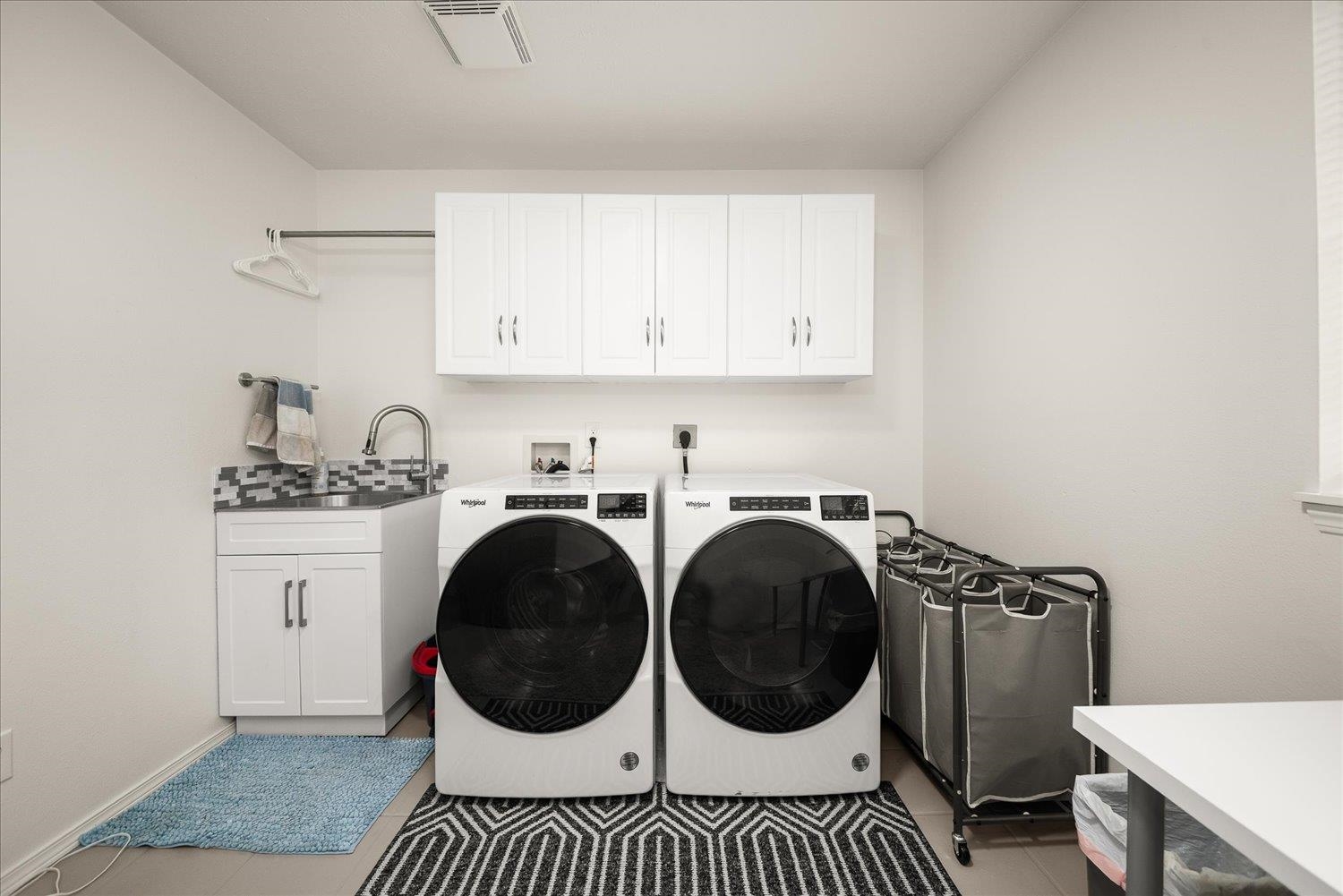 Spokane Valley, Washington, 99216, United States, 4 Bedrooms Bedrooms, ,3 BathroomsBathrooms,Residential,For Sale,1984886