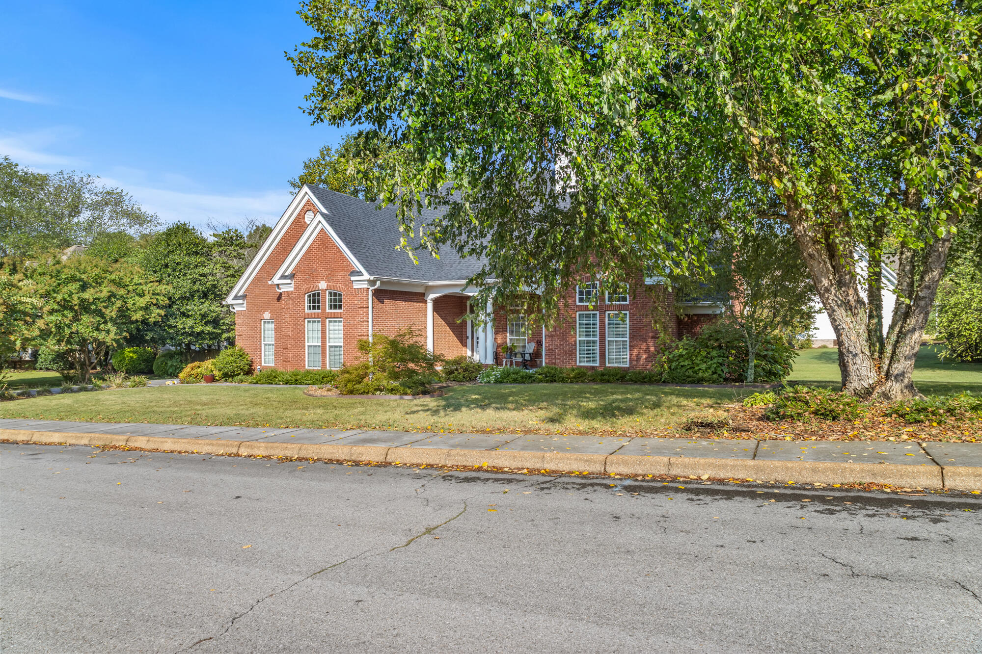 Athens, Tennessee, 37303, United States, 5 Bedrooms Bedrooms, ,3 BathroomsBathrooms,Residential,For Sale,1938417