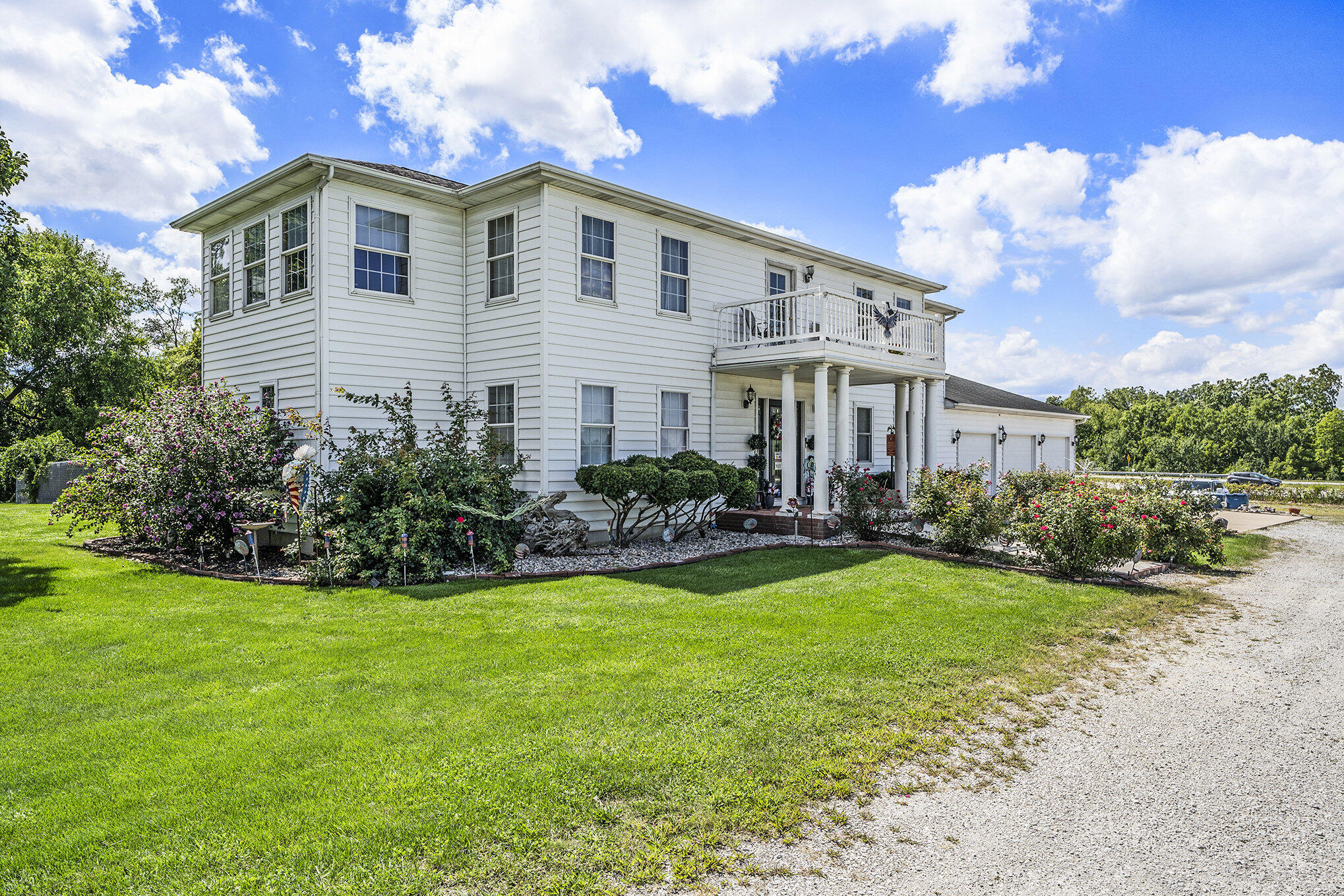 Chesterton, Indiana, 46304, United States, 5 Bedrooms Bedrooms, ,2 BathroomsBathrooms,Residential,For Sale,1973934