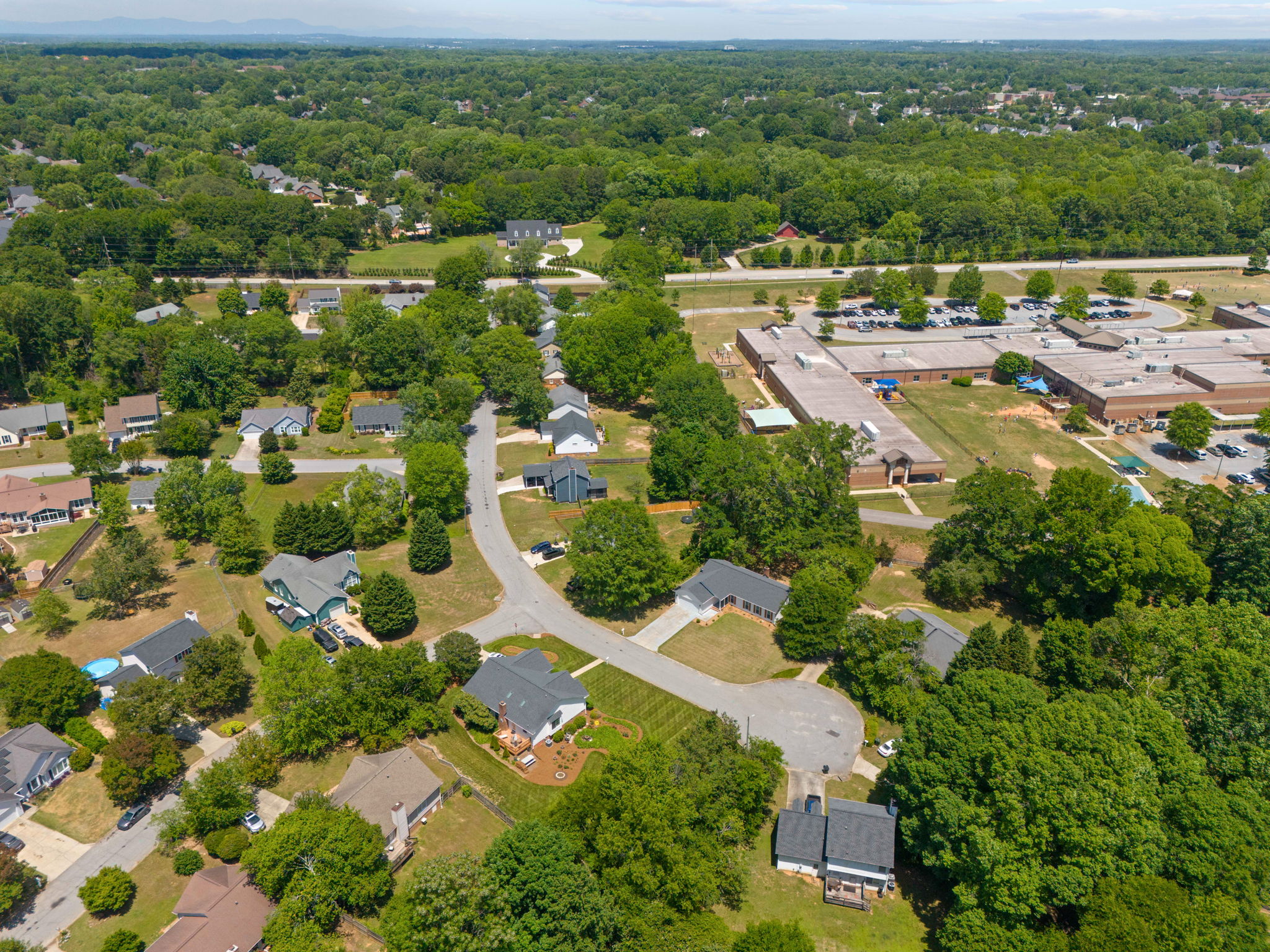  401 Belcross Drive, Simpsonville, SC 29681 - 物件實景