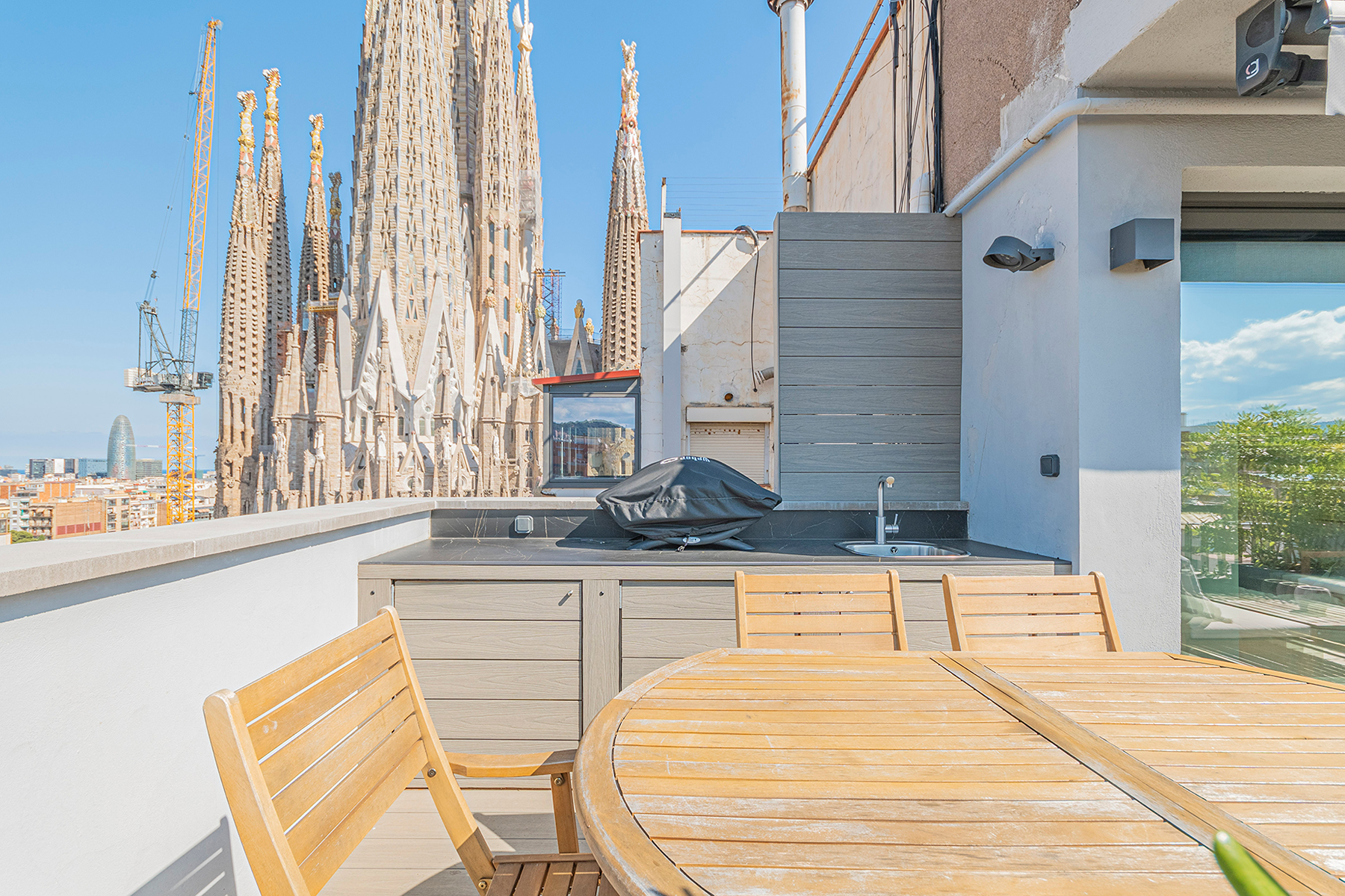  Renovated Penthouse with 2 terraces and views of the Sagrada Familia - 物件實景