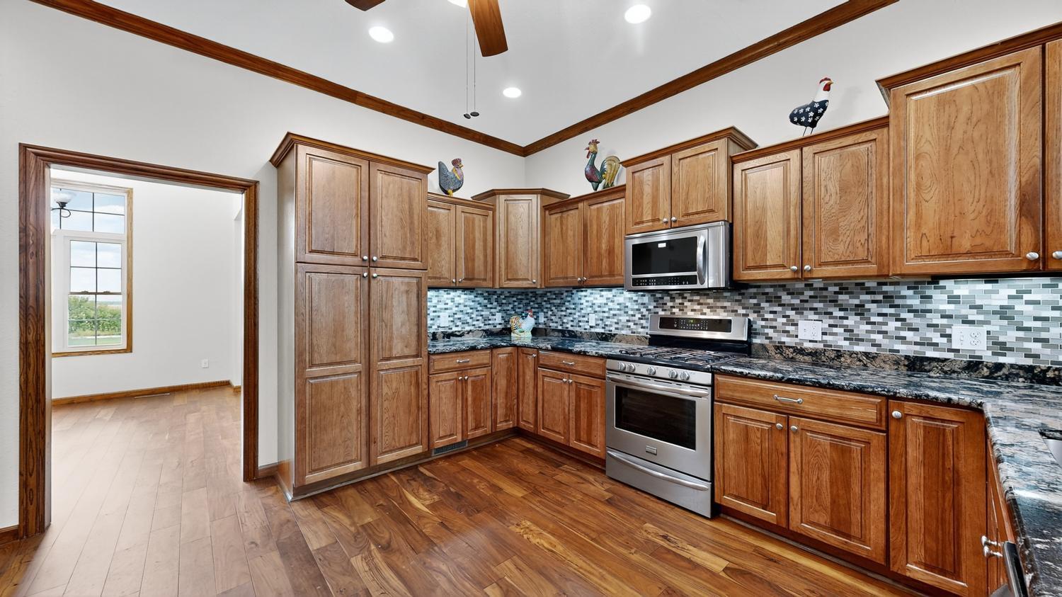 Udolpho Twp, Minnesota, 55917, United States, 5 Bedrooms Bedrooms, ,3 BathroomsBathrooms,Residential,For Sale,1940974