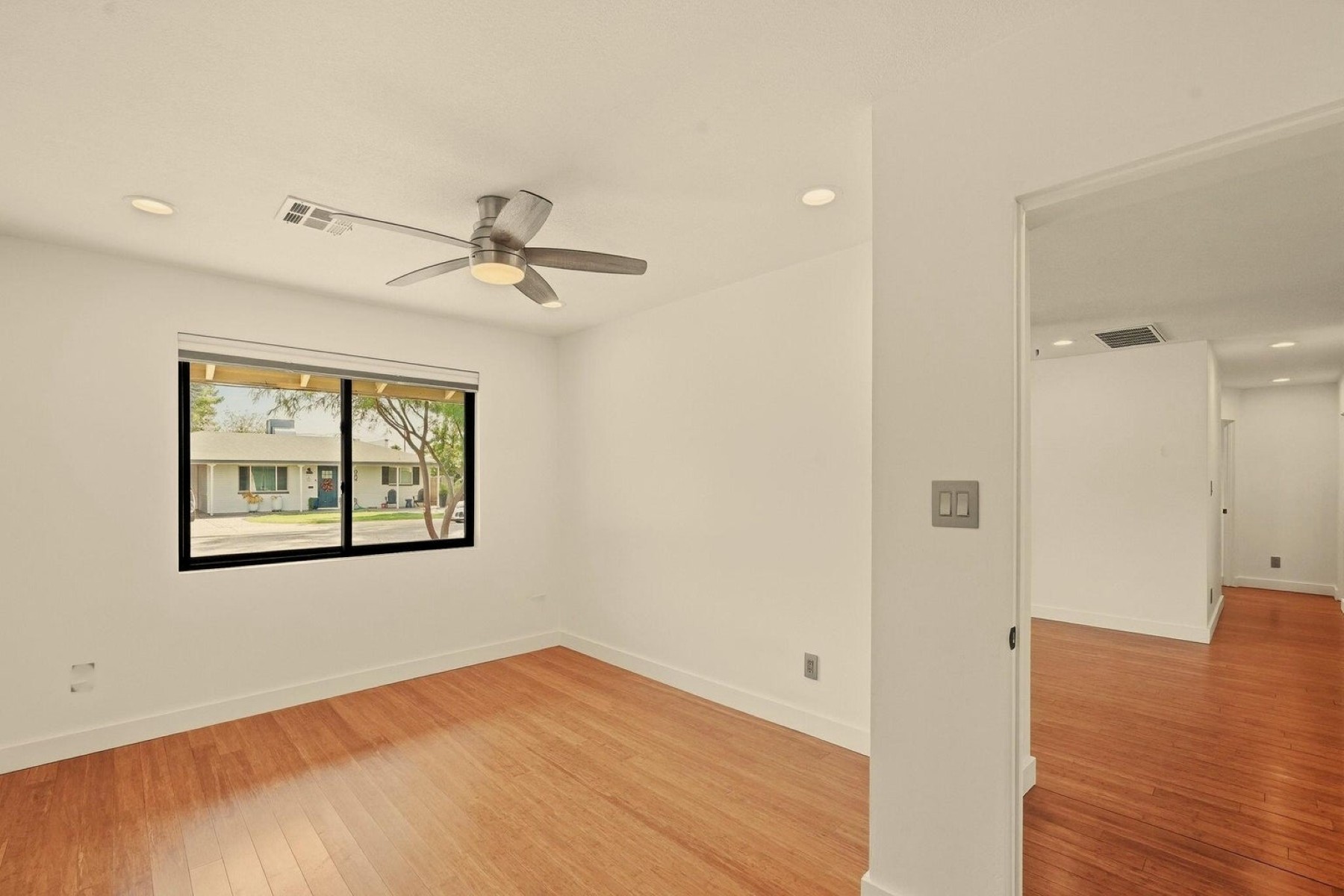  2208 E Turney Avenue ¦Phoenix, AZ - 物件實景