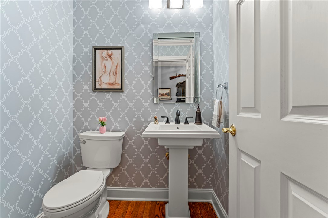 Mcmurray, Pennsylvania, 15317, United States, 3 Bedrooms Bedrooms, ,5 BathroomsBathrooms,Residential,For Sale,2024621