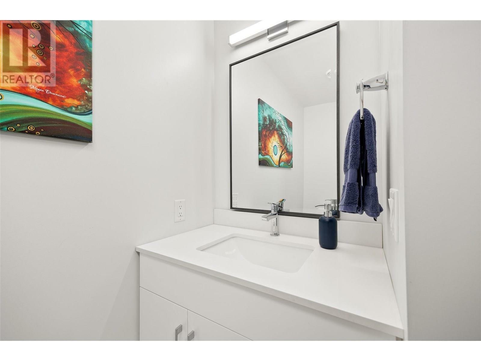 KELOWNA, British Columbia, V1Y 1N1, CA, 2 Bedrooms Bedrooms, ,1 BathroomBathrooms,Residential,For Sale,1859956
