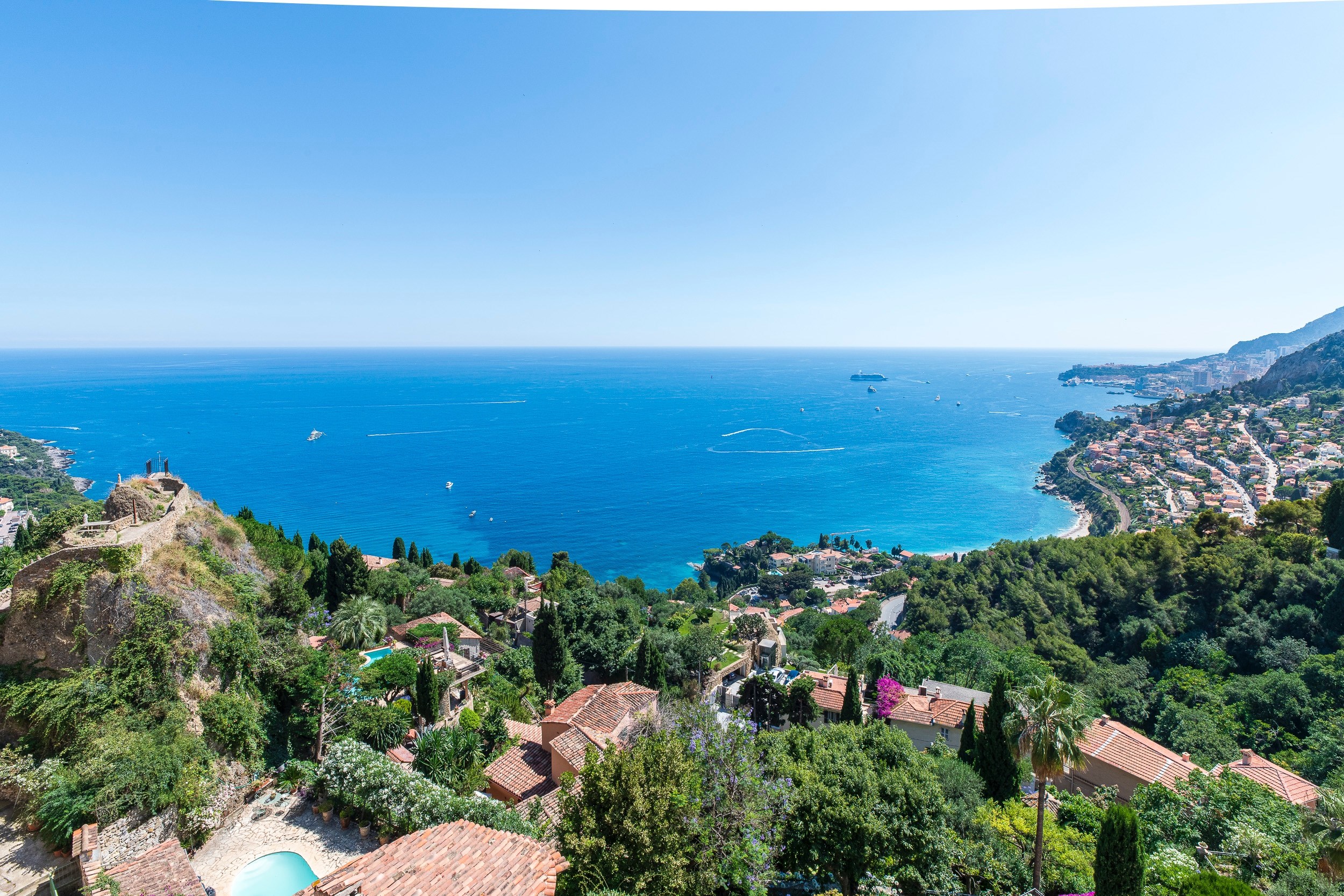  Lavish Townhouse with Panoramic Views in Roquebrune Cap Martin - 物件實景