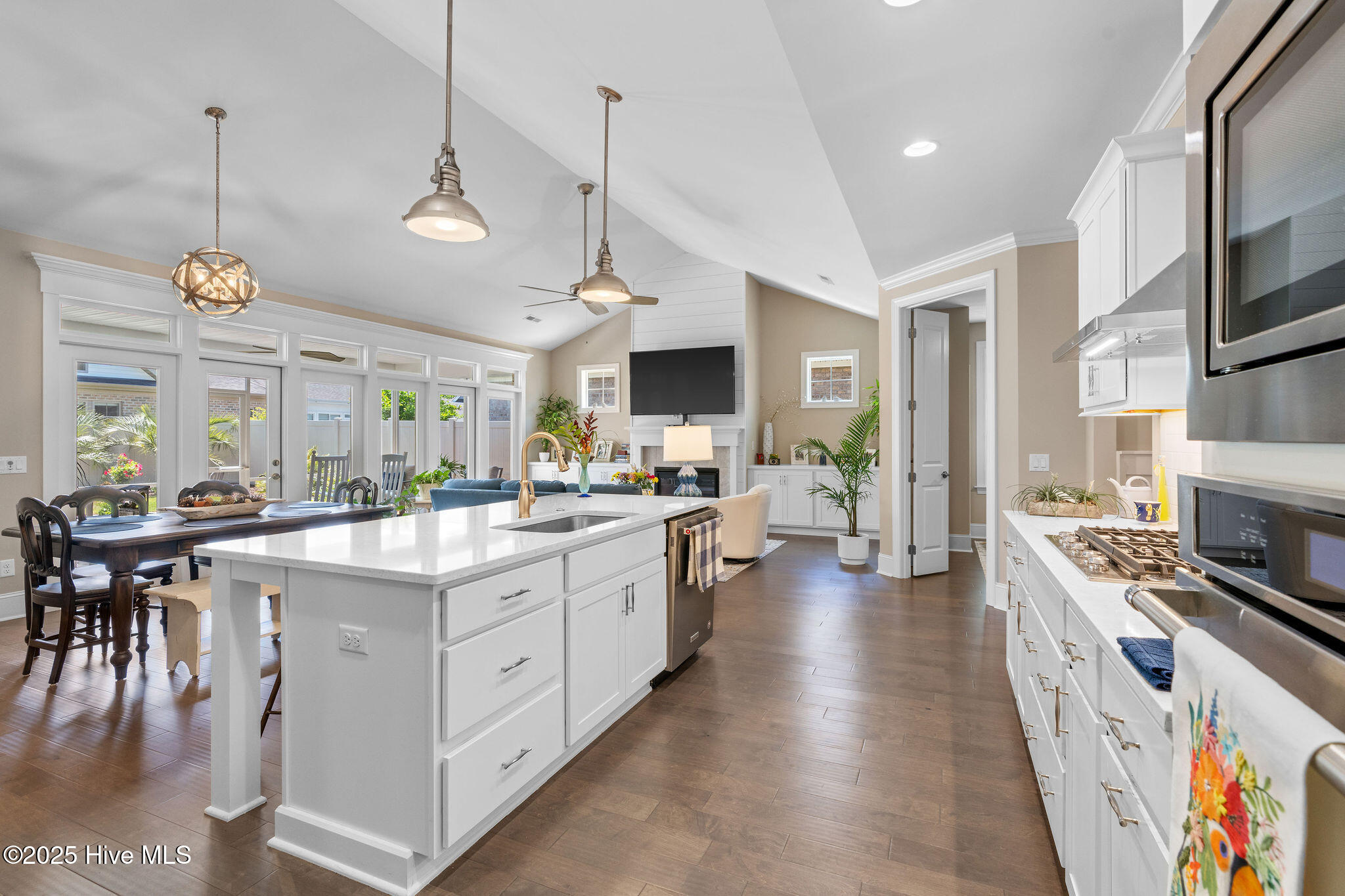 Leland, North Carolina, 28451, United States, 3 Bedrooms Bedrooms, ,4 BathroomsBathrooms,Residential,For Sale,1793560