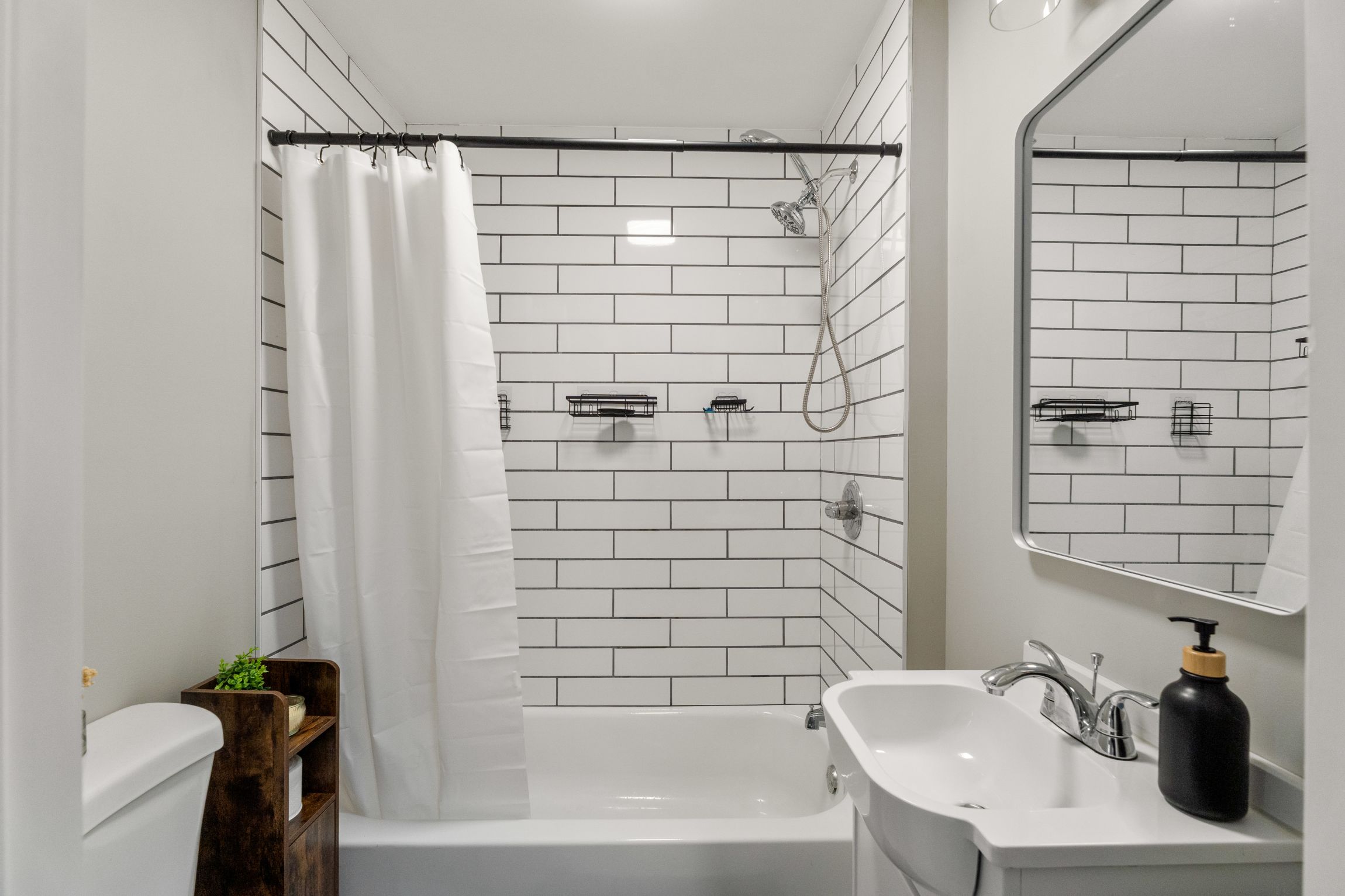 207 Belleville Avenue, New Bedford, MA, 02746 - 物件實景