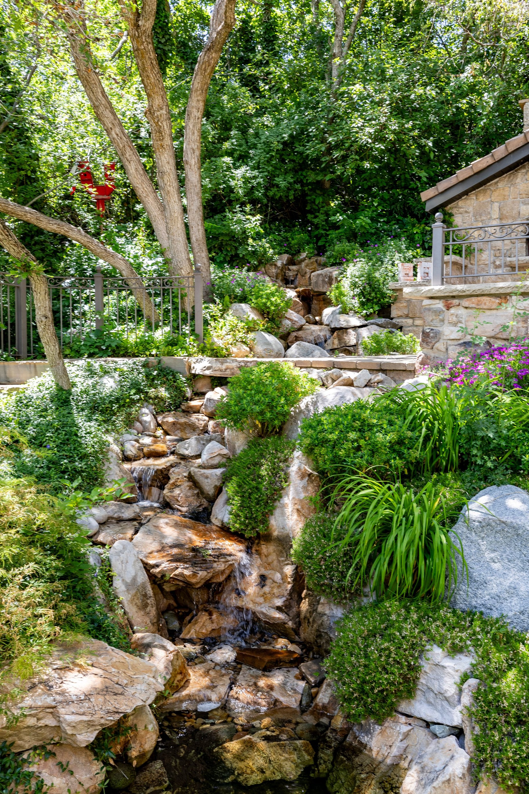  Private Cottonwood Heights Estate with Resort Backyard & Mountain Views - 物件實景