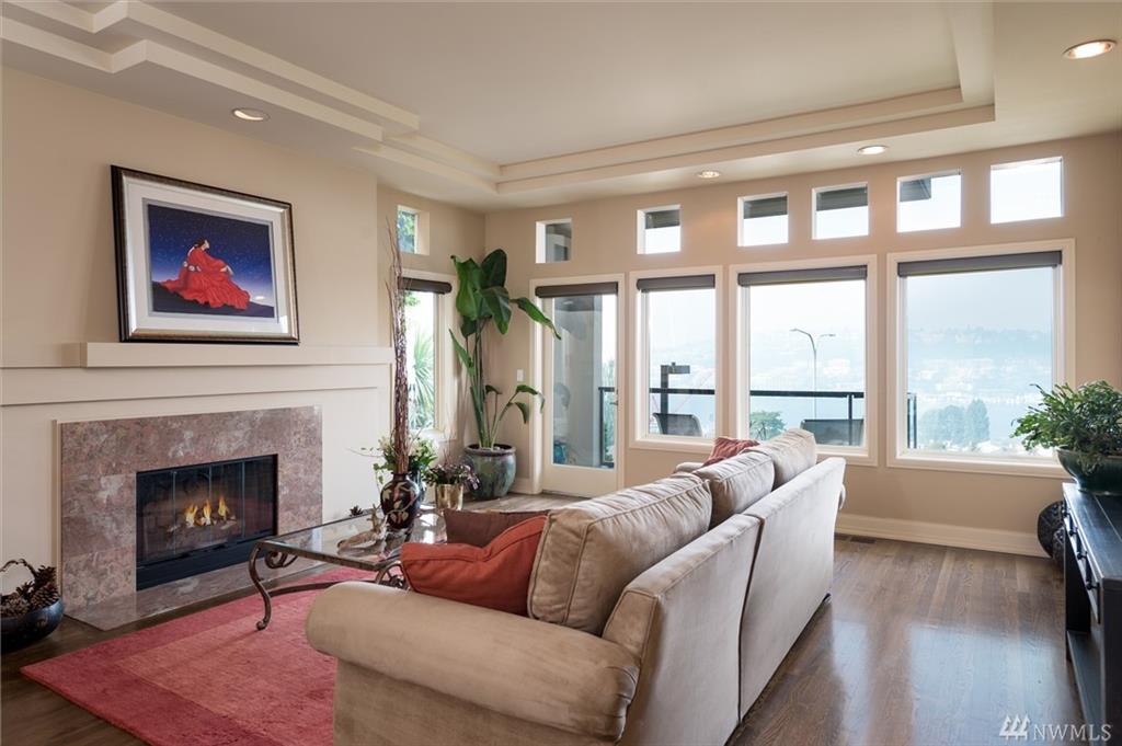 1956 Harvard Ave E 204, Seattle, Washington, 98102, United States, 2 Bedrooms Bedrooms, ,2 BathroomsBathrooms,Residential,For Sale,1956 Harvard Ave E 204,1446429