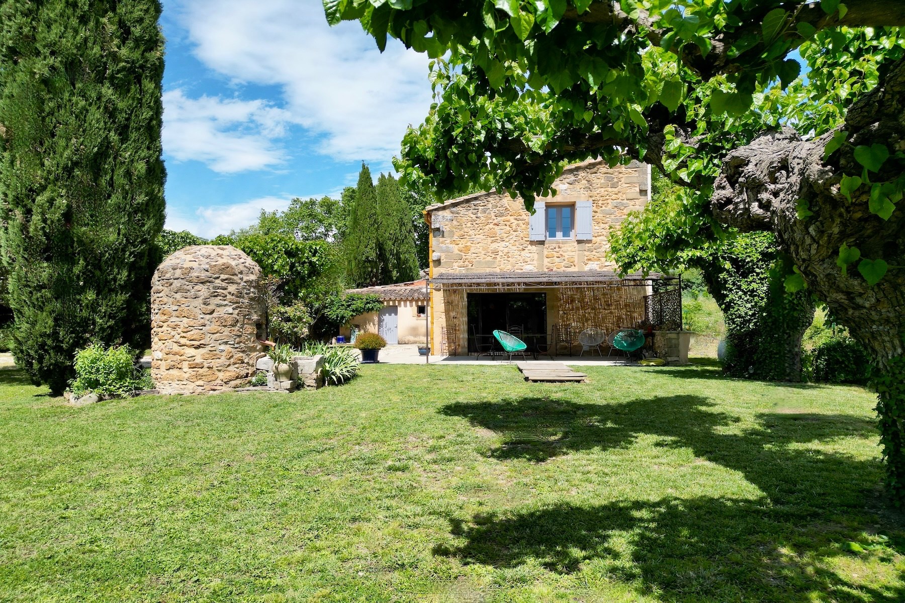  Charming country house with swimming pond and landscaped grounds, 6 km from Uzès - 物件實景