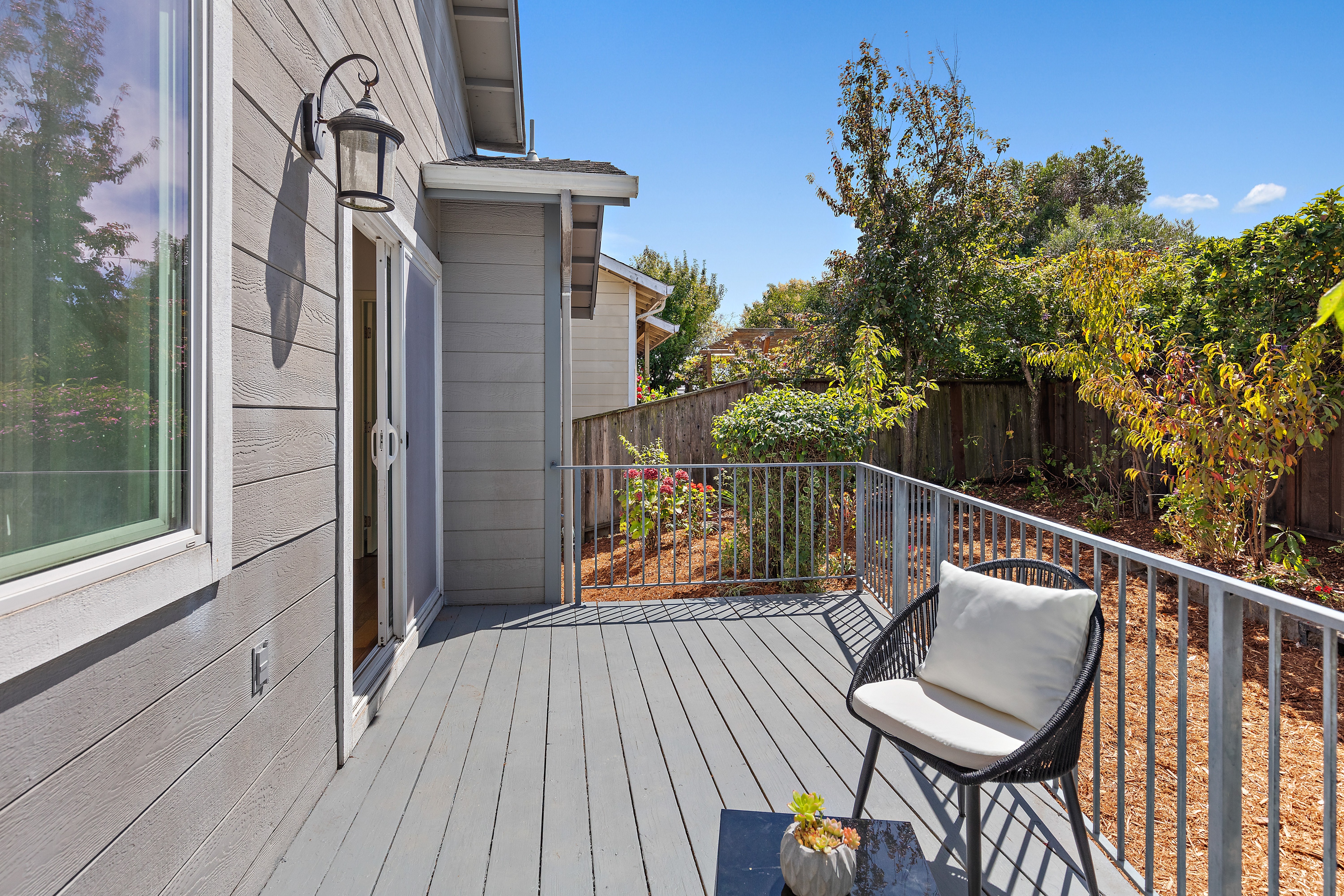  A Distinguished Albany Hills Home with Berkeley Hills Views - 物件實景
