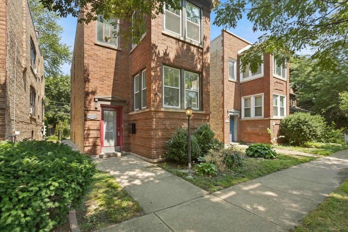 Evanston, Illinois, 60202, United States, 4 Bedrooms Bedrooms, ,Residential,For Sale,1923583