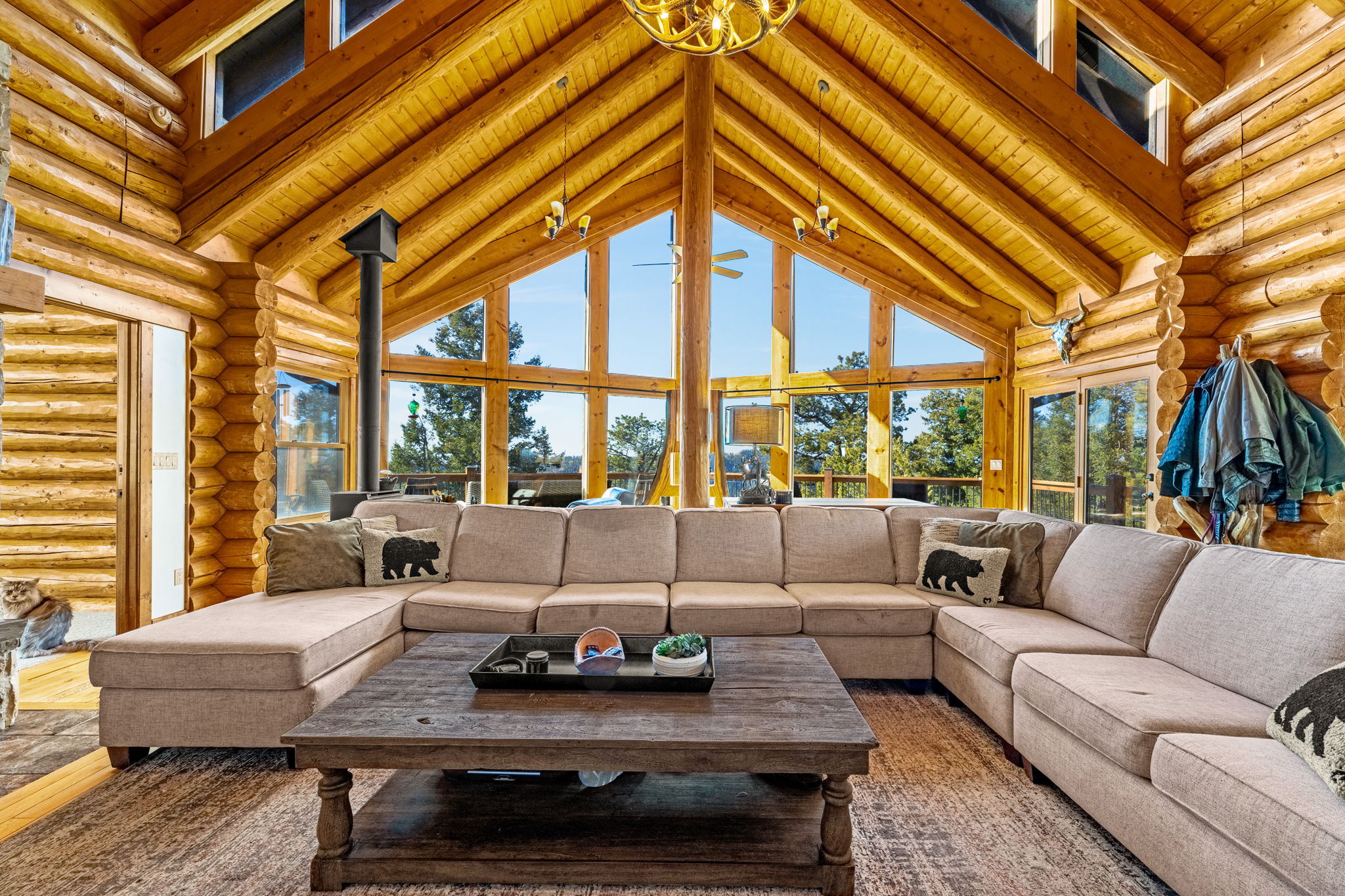 Cripple Creek, Colorado, 80813, United States, 3 Bedrooms Bedrooms, ,3 BathroomsBathrooms,Residential,For Sale,1997050