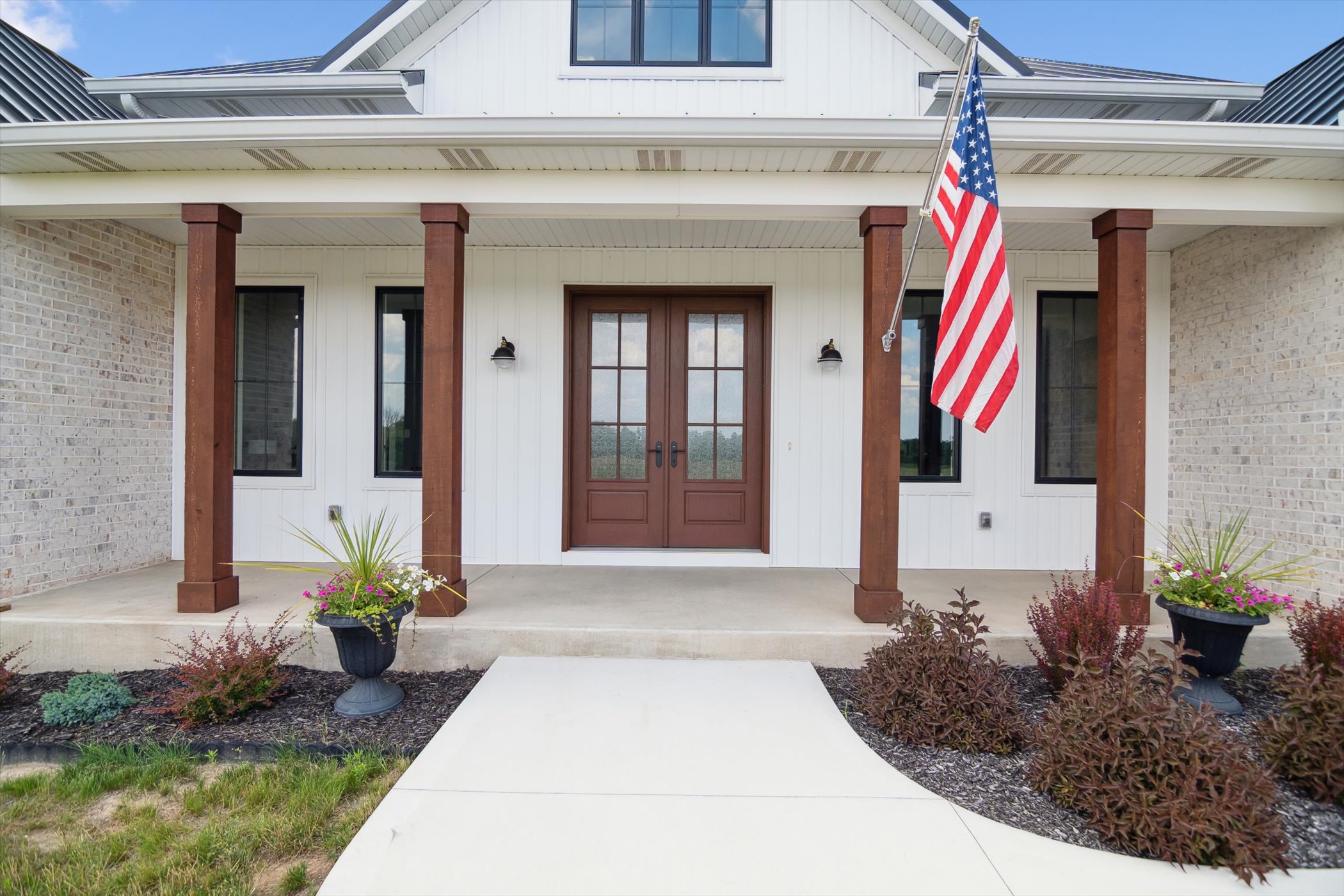 Edgerton, Ohio, 43517, United States, 5 Bedrooms Bedrooms, ,5 BathroomsBathrooms,Residential,For Sale,1885283