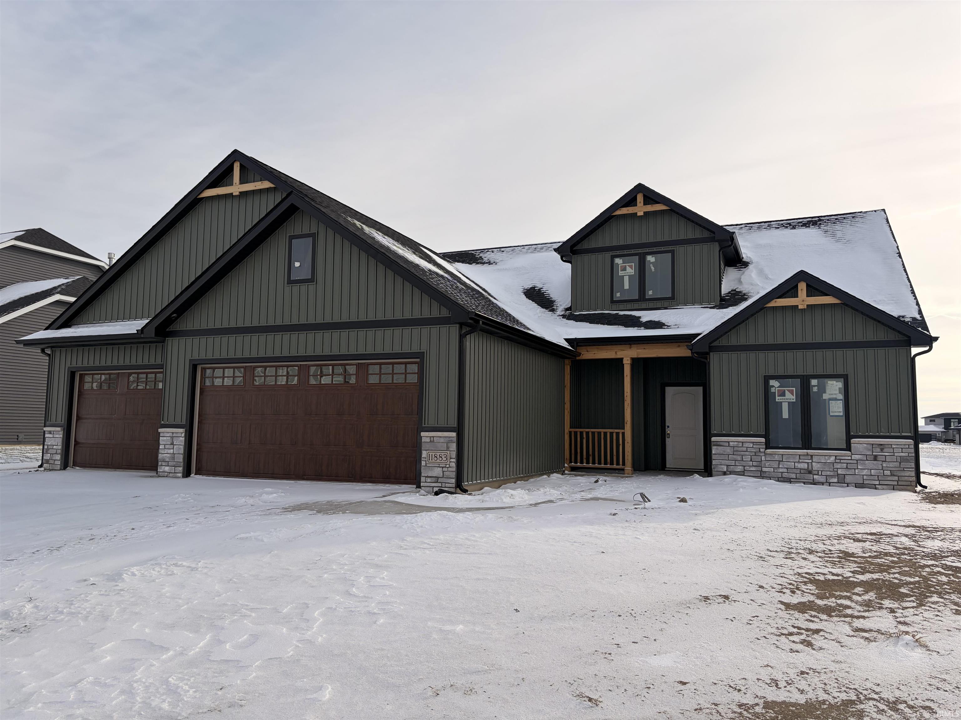 Fort Wayne, Indiana, 46818, United States, 4 Bedrooms Bedrooms, ,3 BathroomsBathrooms,Residential,For Sale,1981735