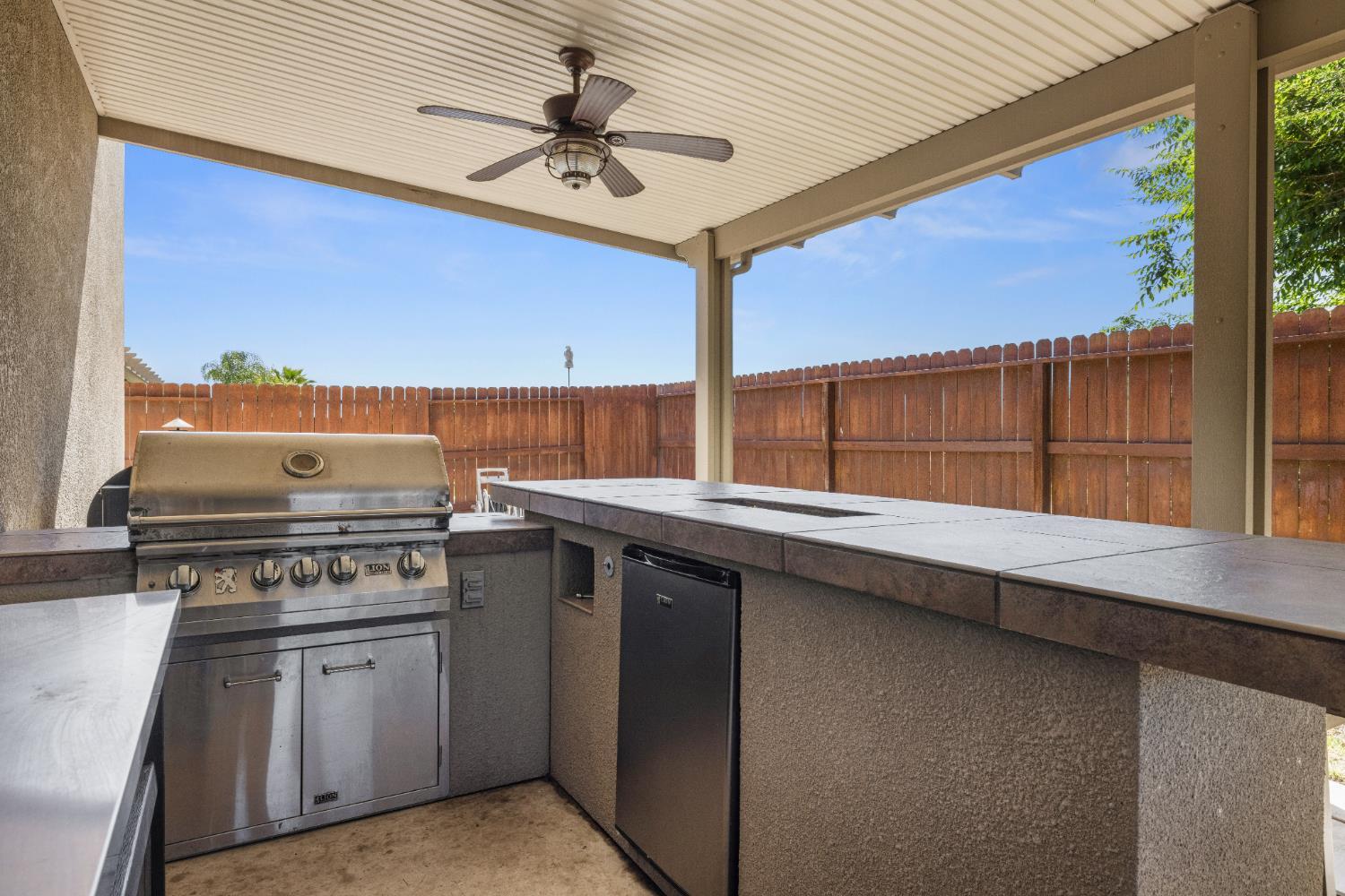 Manteca, California, 95337, United States, 4 Bedrooms Bedrooms, ,4 BathroomsBathrooms,Residential,For Sale,1977472