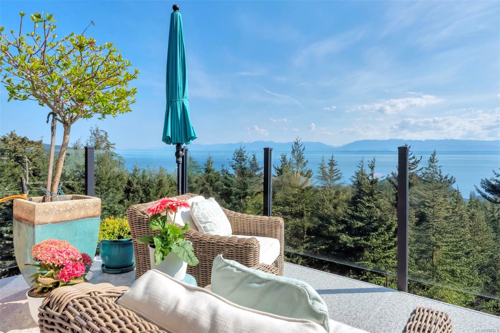 SOOKE, British Columbia, V9Z 1L8, CA, 5 Bedrooms Bedrooms, ,Residential,For Sale,1876018