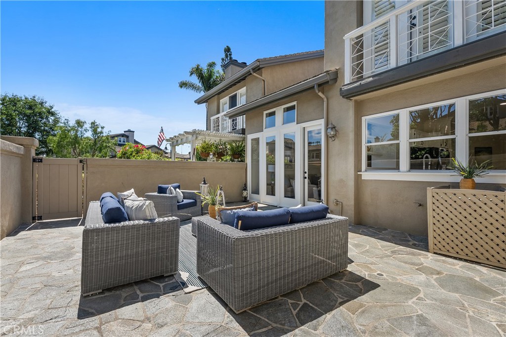 Laguna Niguel, California, 92677, United States, 2 Bedrooms Bedrooms, ,2 BathroomsBathrooms,Residential,For Sale,1947960