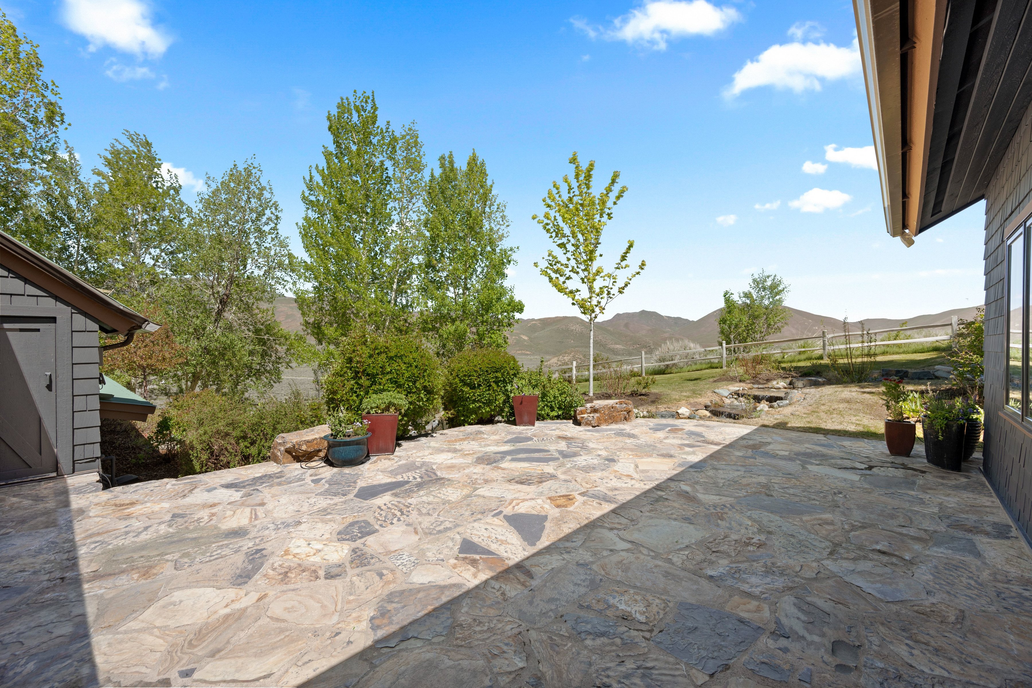  Canyon View Home on 5+ Acres with Pickleball Court - 物件實景