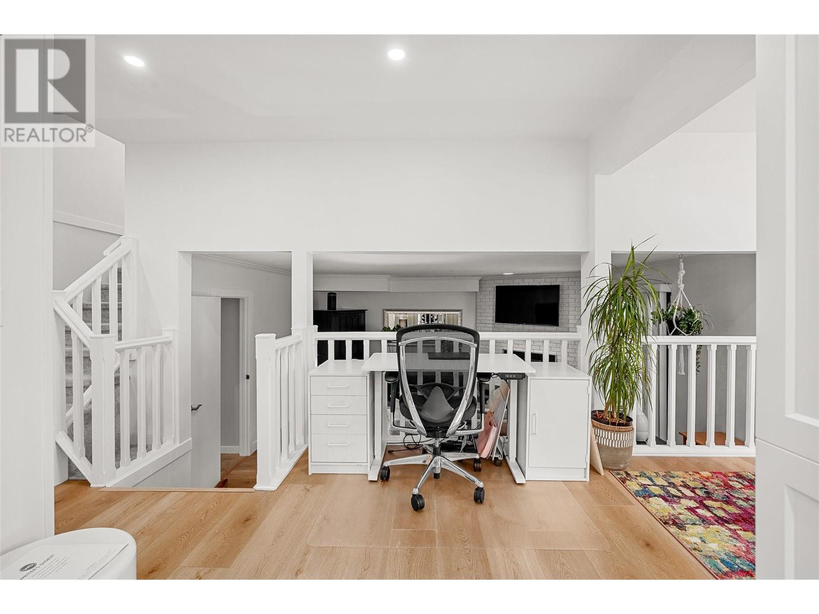 KELOWNA, British Columbia, V1X 5W5, CA, 3 Bedrooms Bedrooms, ,2 BathroomsBathrooms,Residential,For Sale,1950193