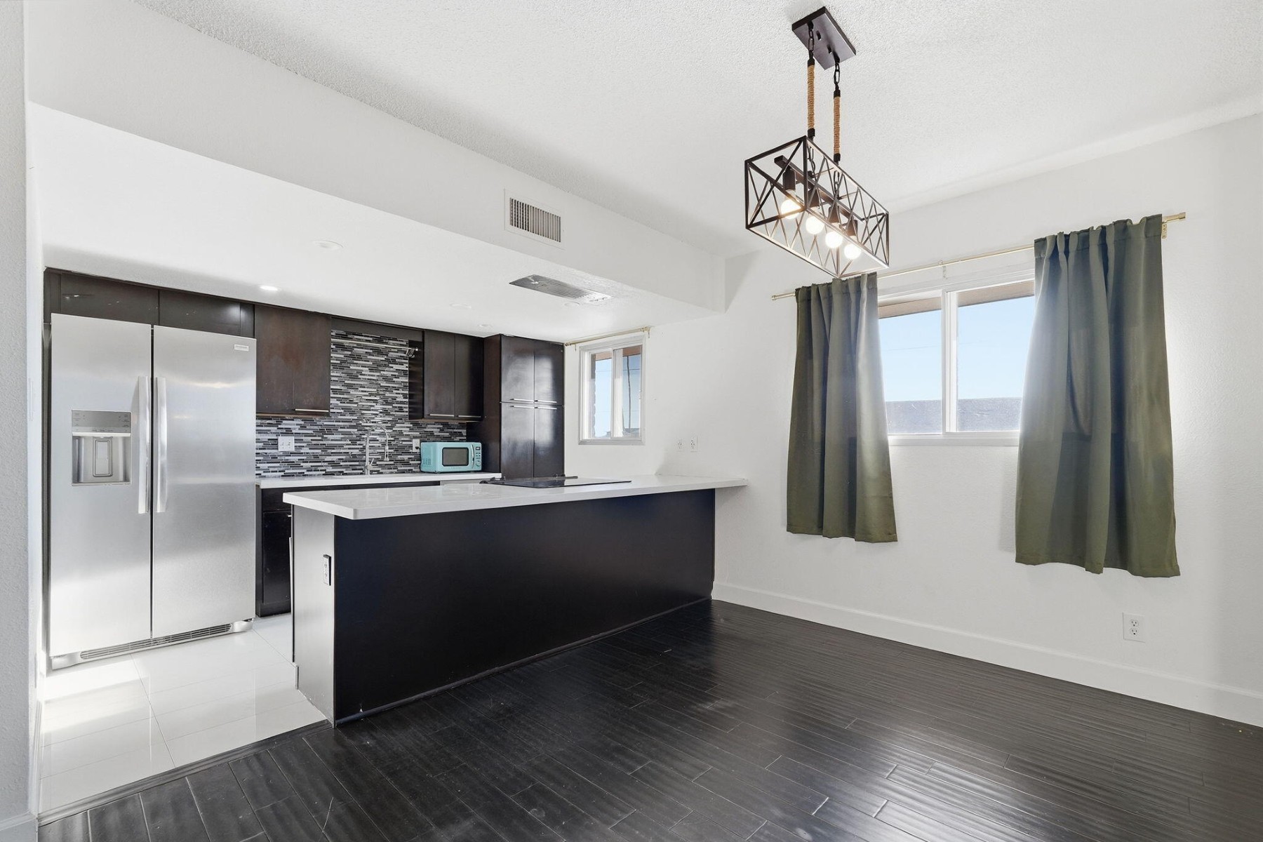  1901 E Missouri Avenue 204  Phoenix, AZ - 物件實景