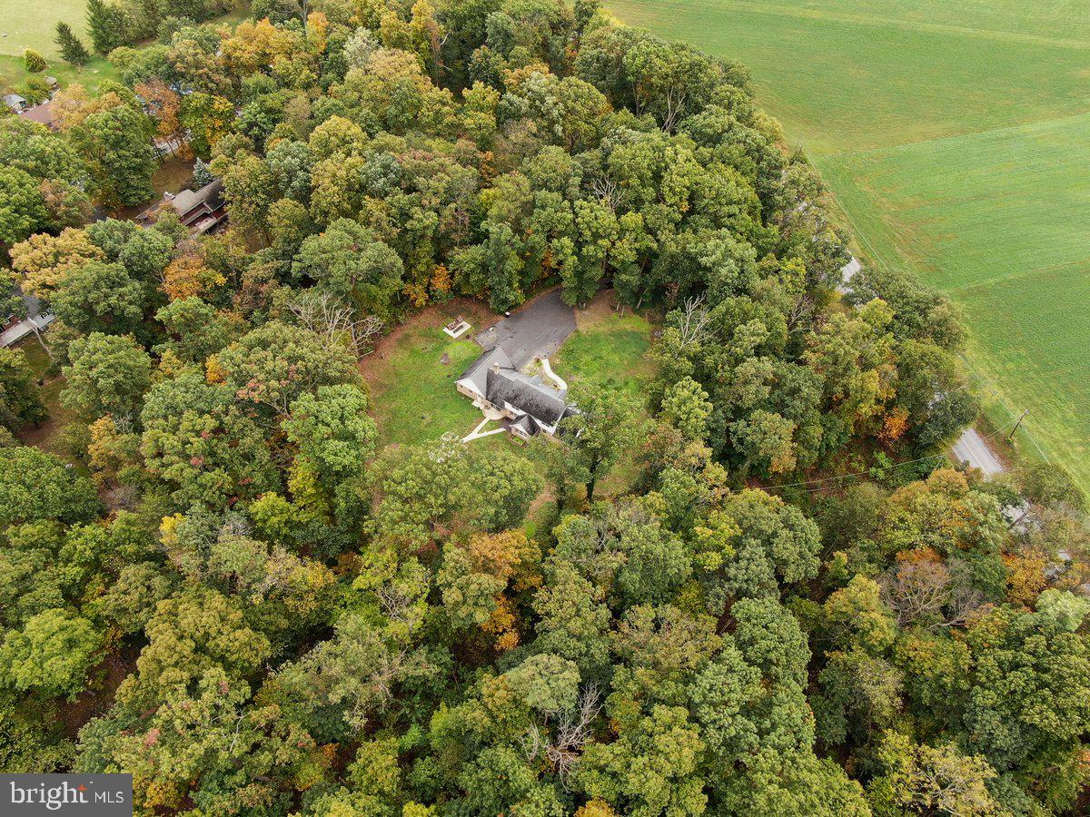 Mercersburg, Pennsylvania, 17236, United States, 4 Bedrooms Bedrooms, ,3 BathroomsBathrooms,Residential,For Sale,1978104