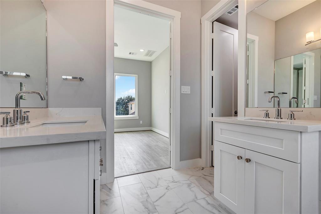 Houston, Texas, 77003, United States, 3 Bedrooms Bedrooms, ,4 BathroomsBathrooms,Residential,For Sale,1793835