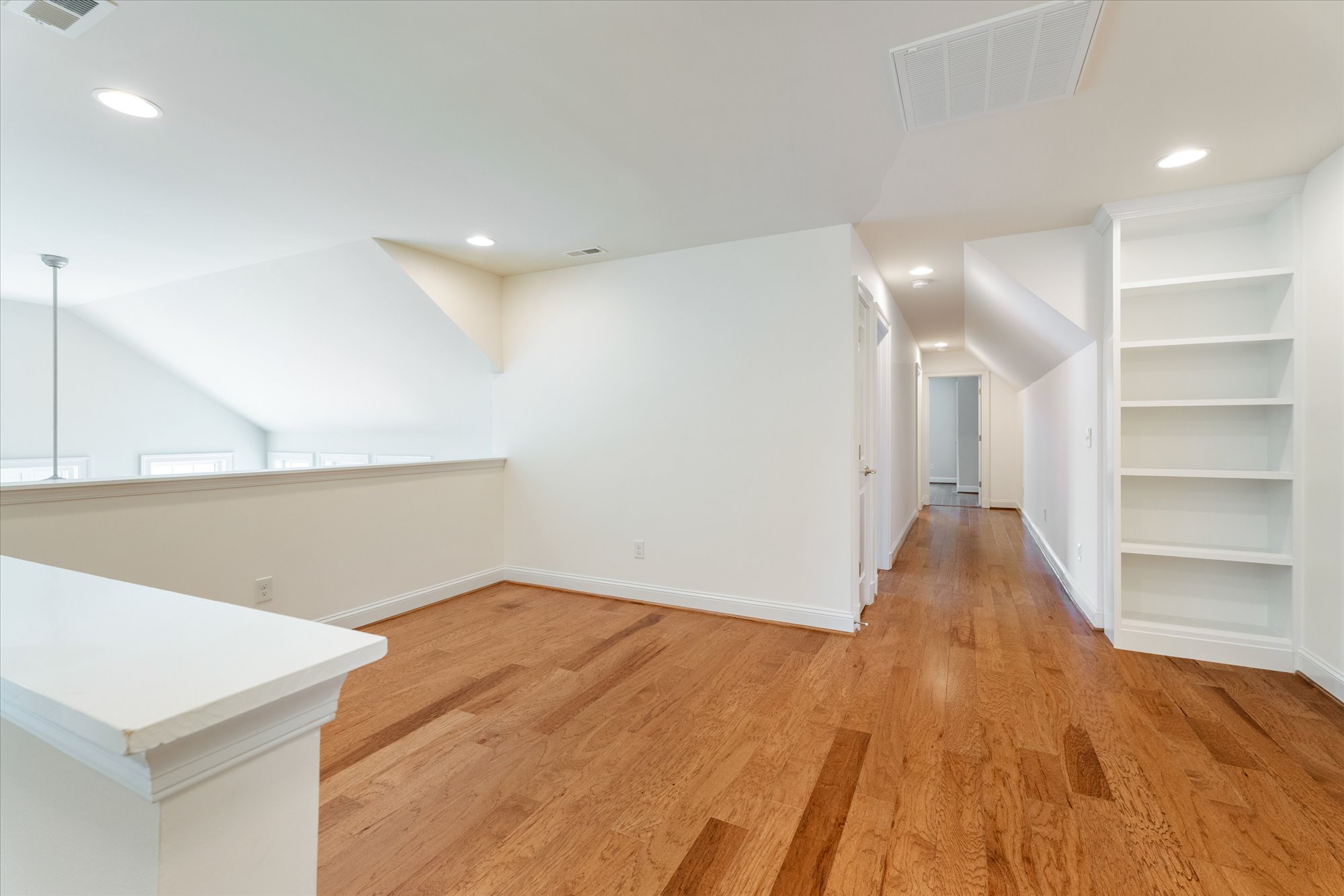  3420 Rowcross Street - 物件實景