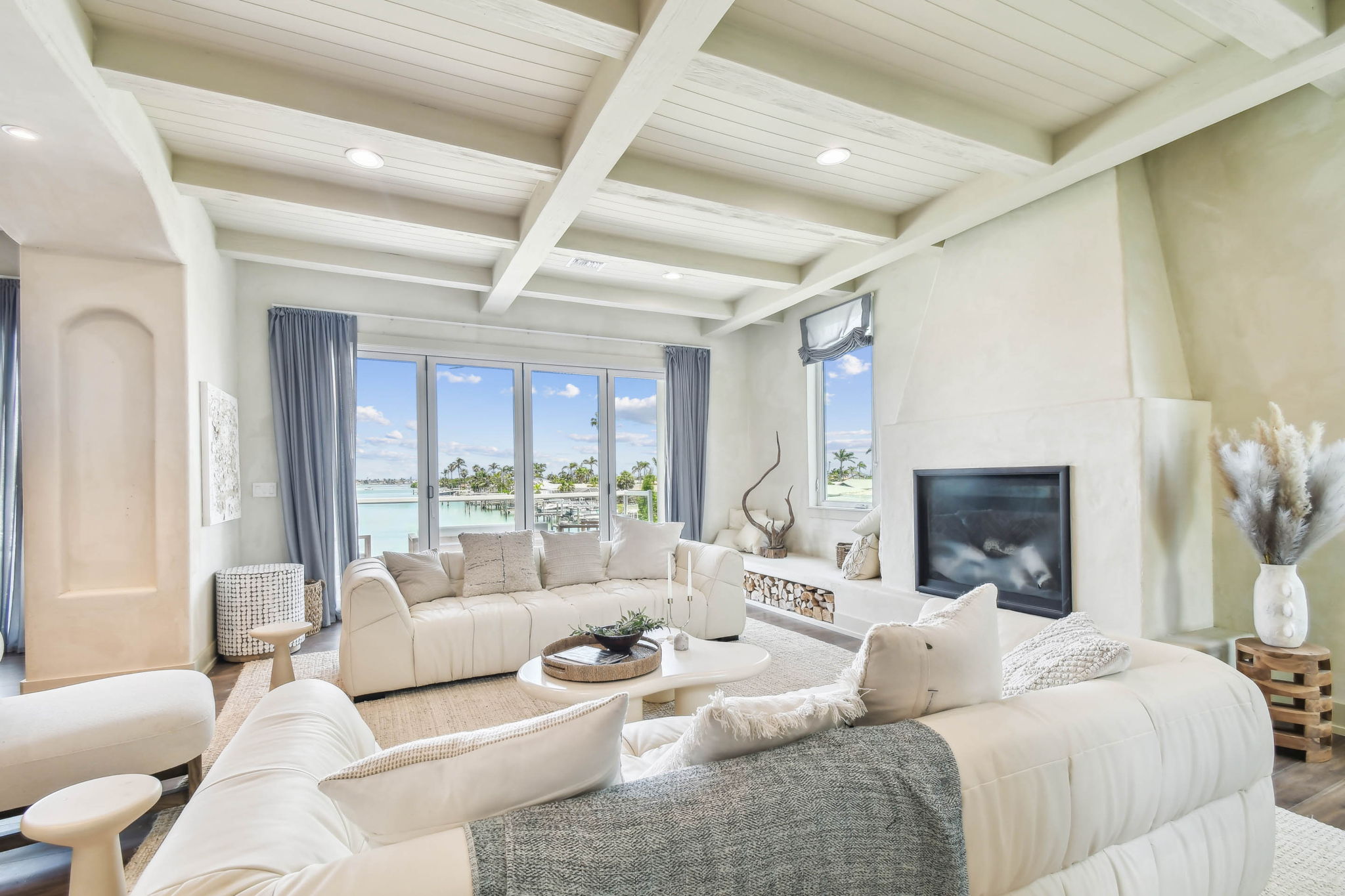 Treasure Island, Florida, 33706, United States, 5 Bedrooms Bedrooms, ,5 BathroomsBathrooms,Residential,For Sale,1792310