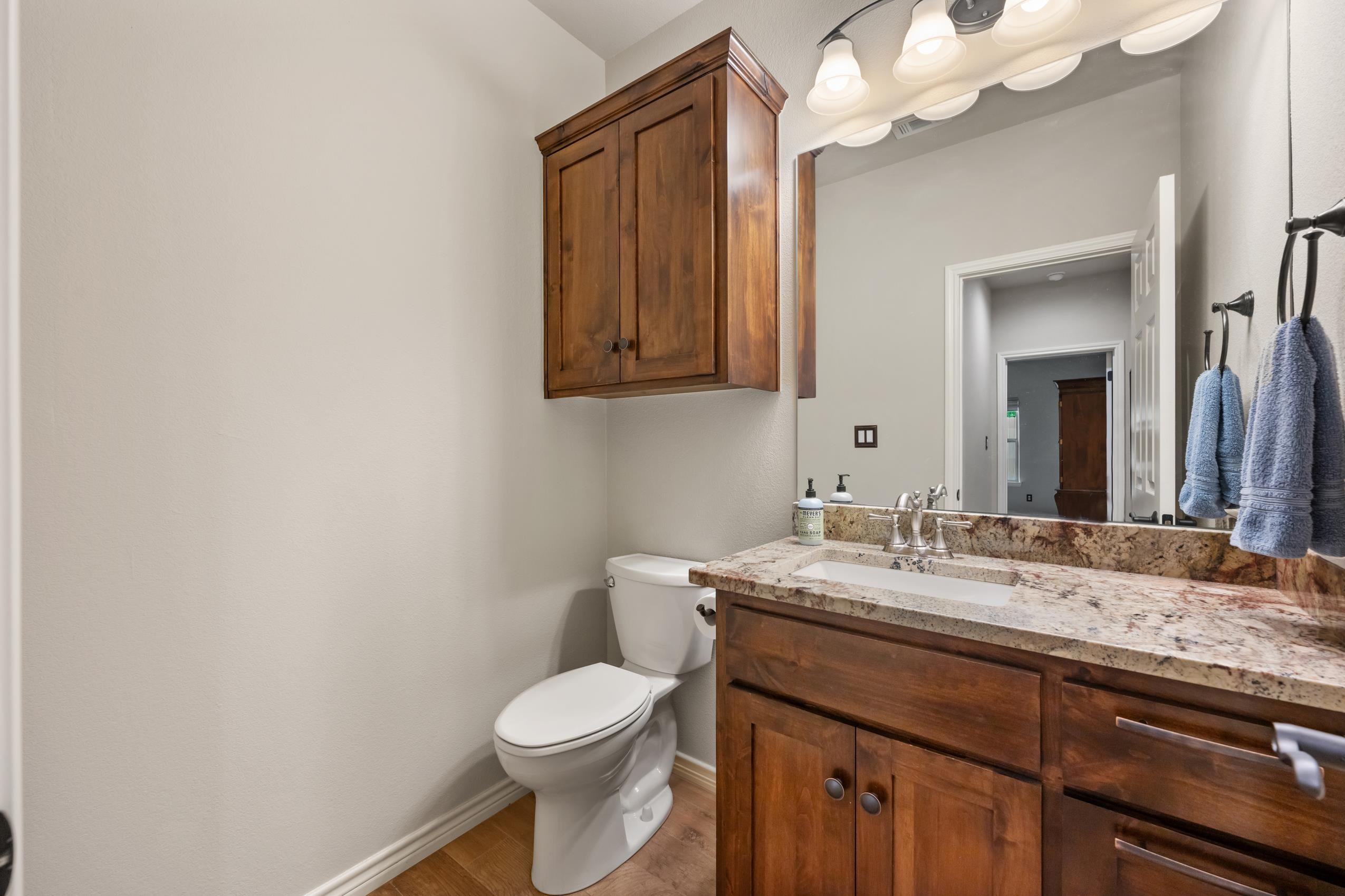 Meadowlakes, Texas, 78654, United States, 3 Bedrooms Bedrooms, ,3 BathroomsBathrooms,Residential,For Sale,1874782