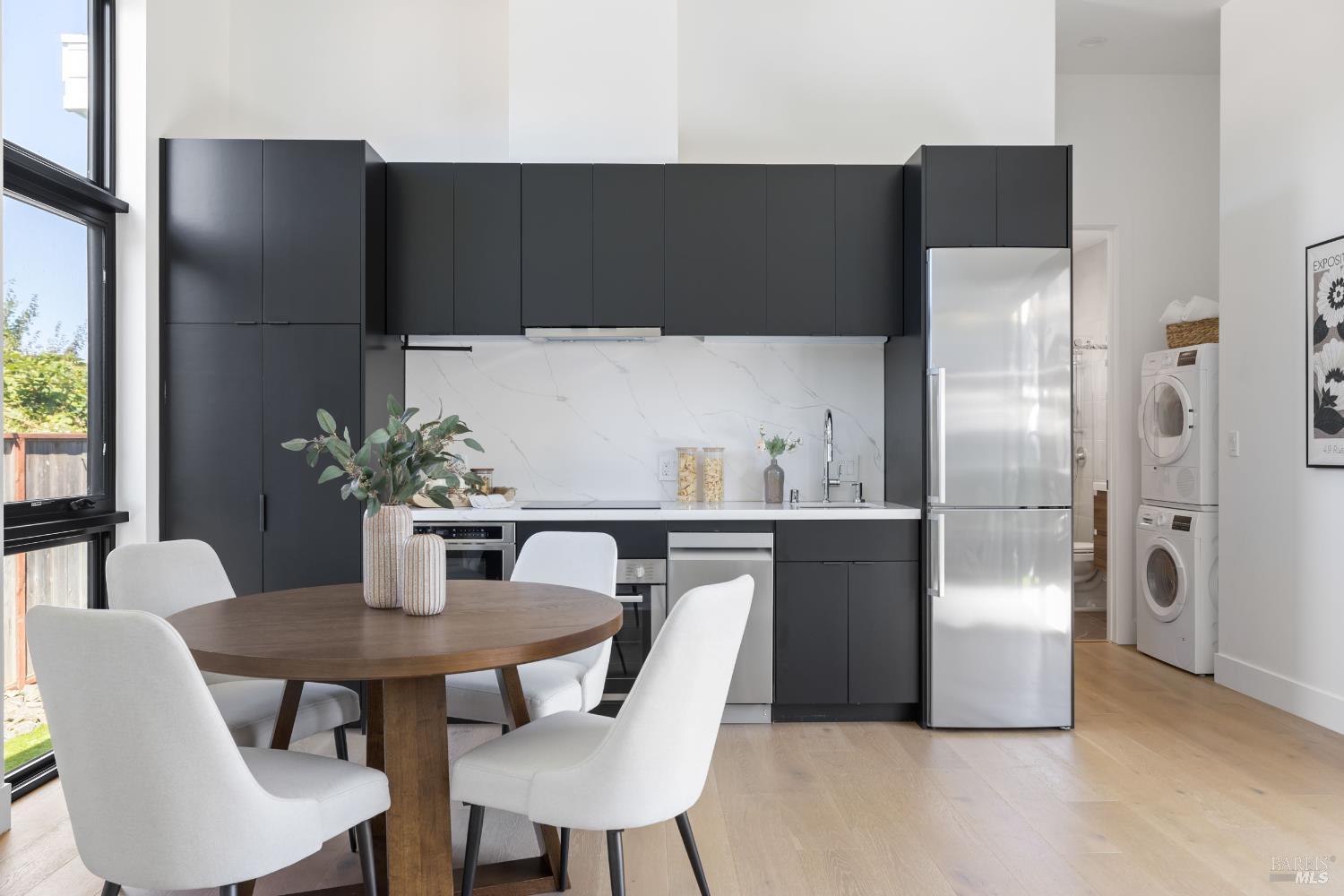 Petaluma, California, 94952, United States, 3 Bedrooms Bedrooms, ,2 BathroomsBathrooms,Residential,For Sale,1977520