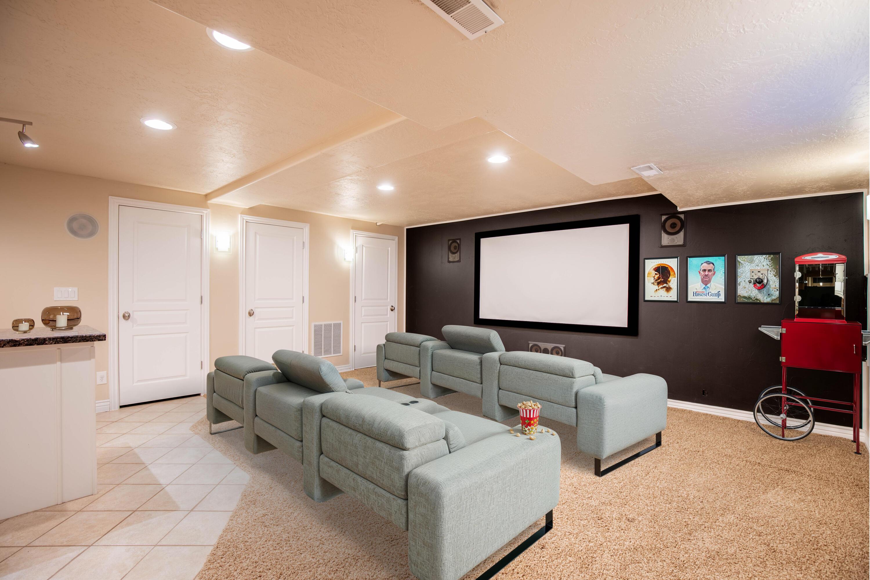 LEHI, Utah, 84043, United States, 5 Bedrooms Bedrooms, ,4 BathroomsBathrooms,Residential,For Sale,1935111