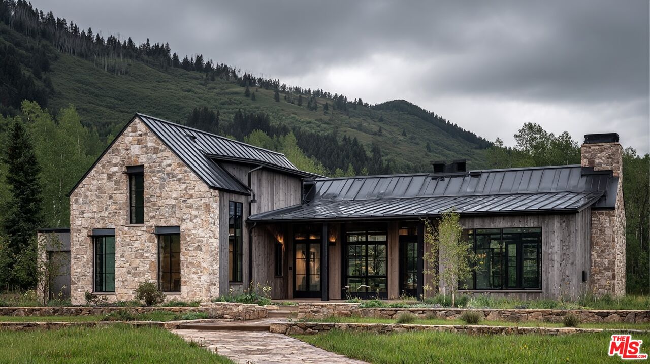 Pacific Palisades, California, 90272, United States, 5 Bedrooms Bedrooms, ,7 BathroomsBathrooms,Residential,For Sale,1991324