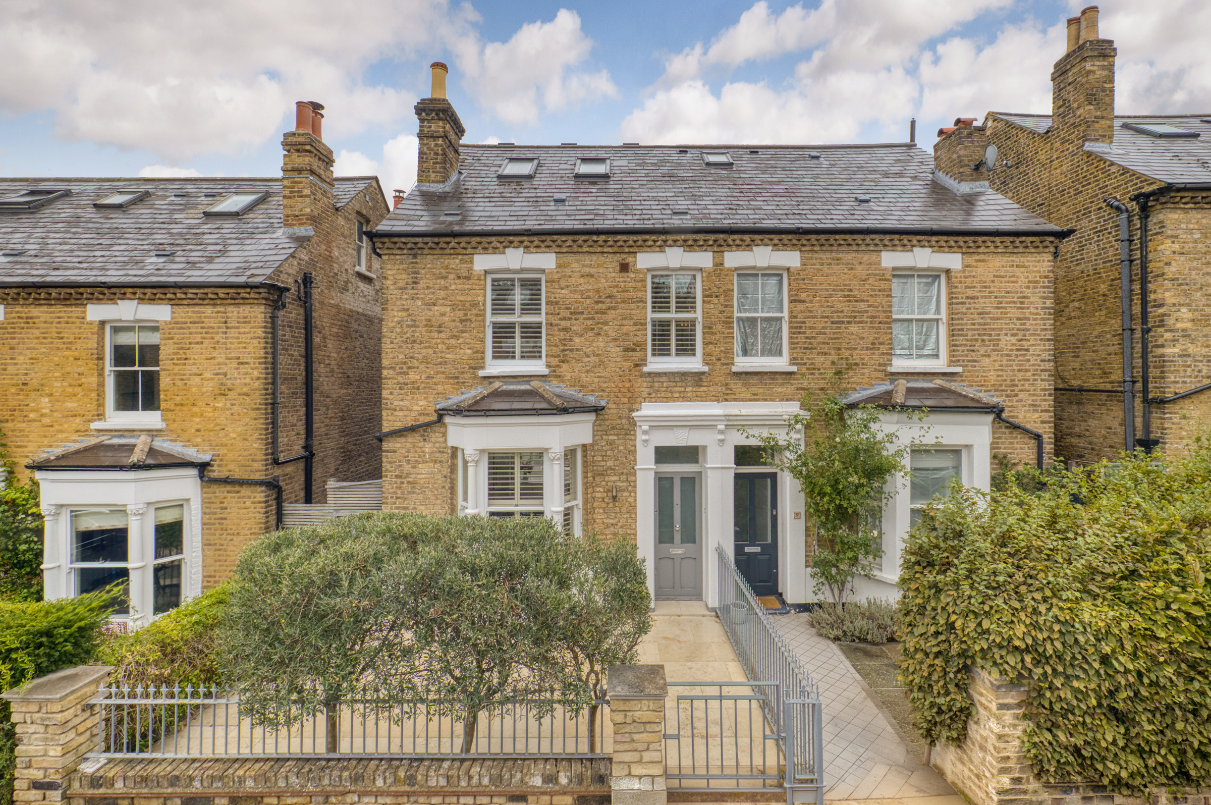 17 Chisholm Road