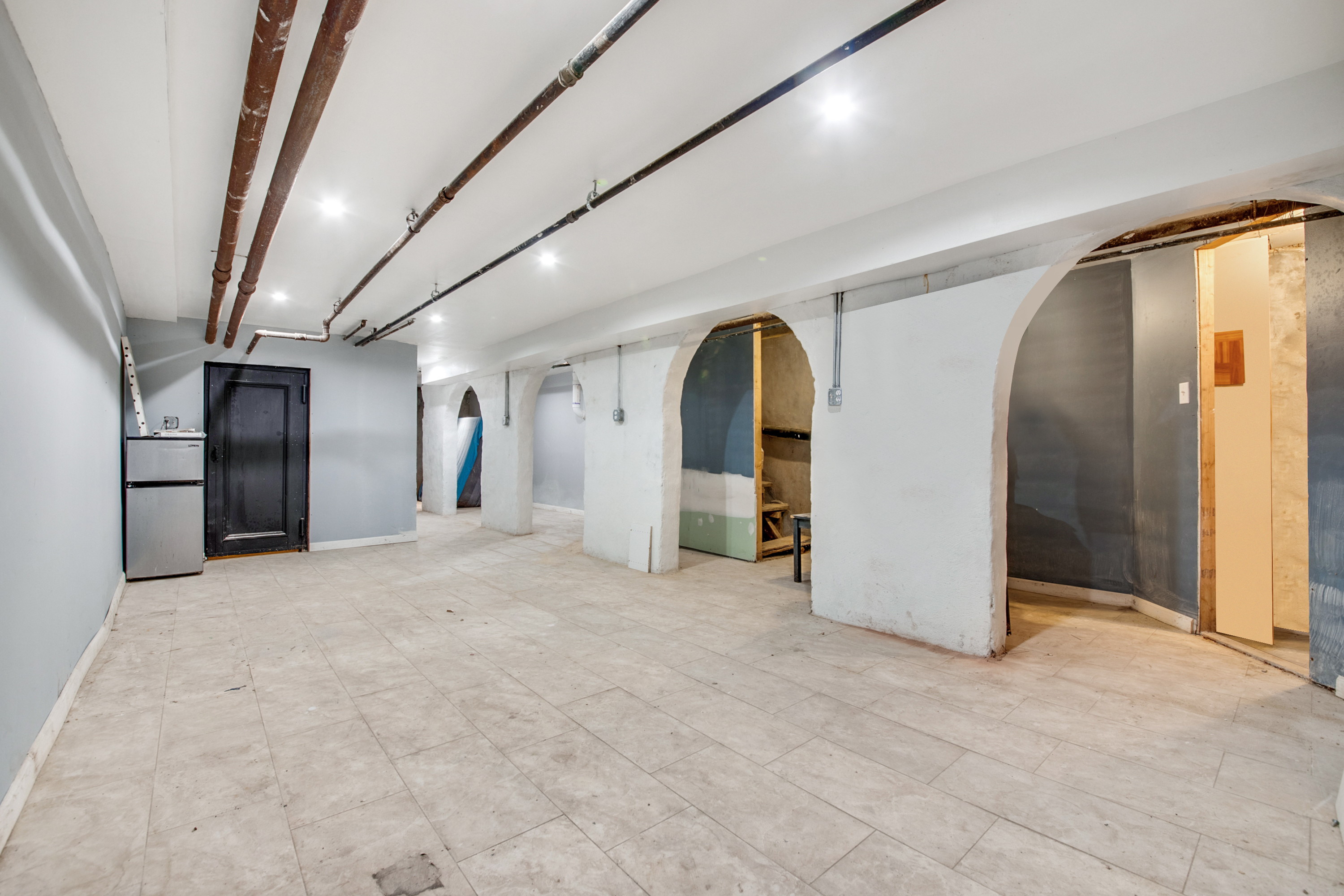 Brooklyn, New York, 11216, United States, 3 Bedrooms Bedrooms, ,6 BathroomsBathrooms,Residential,For Sale,1684366