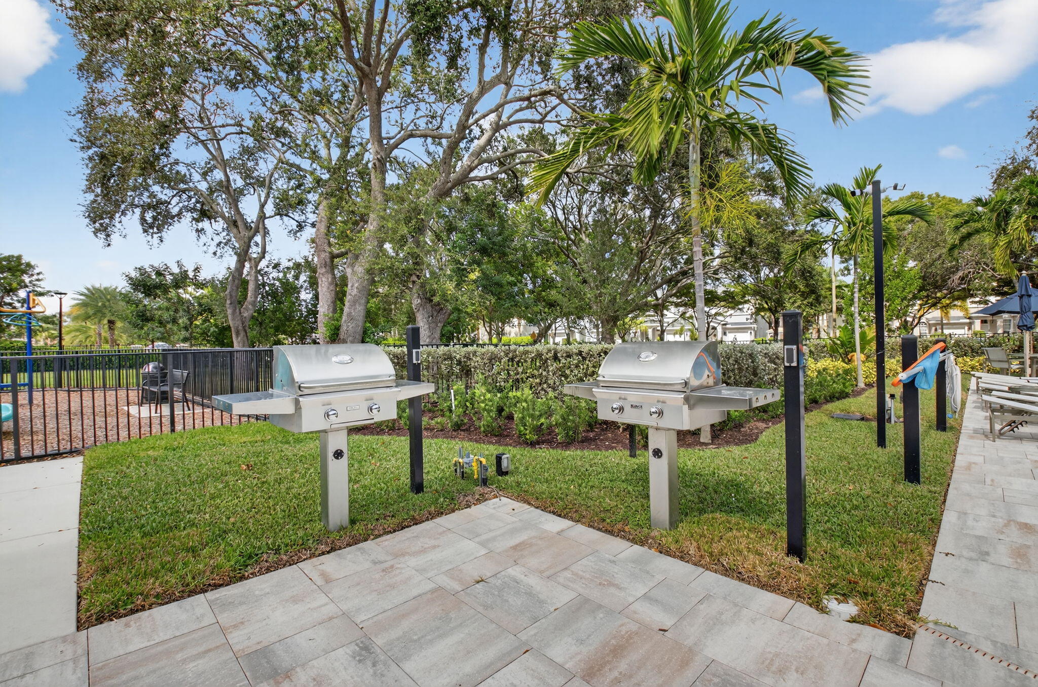 Delray Beach, Florida, 33445, United States, 3 Bedrooms Bedrooms, ,3 BathroomsBathrooms,Residential,For Sale,1989281